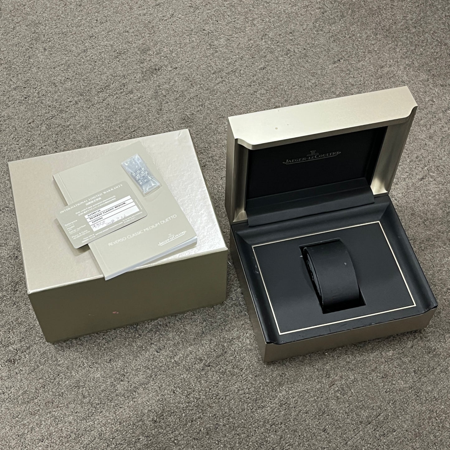 Q2588120 レベルソ クラシック ミディアム・デュエット 2JLC01-00115
