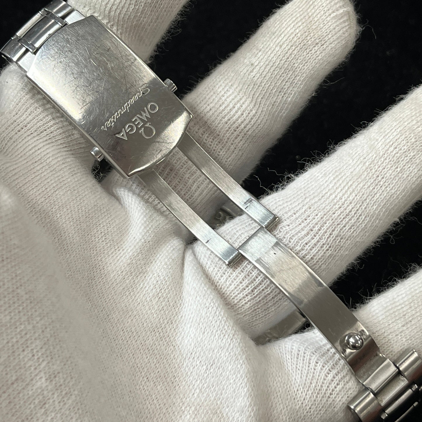 323.30.40.40.06.001 Speedmaster Date 2O-M01-00598