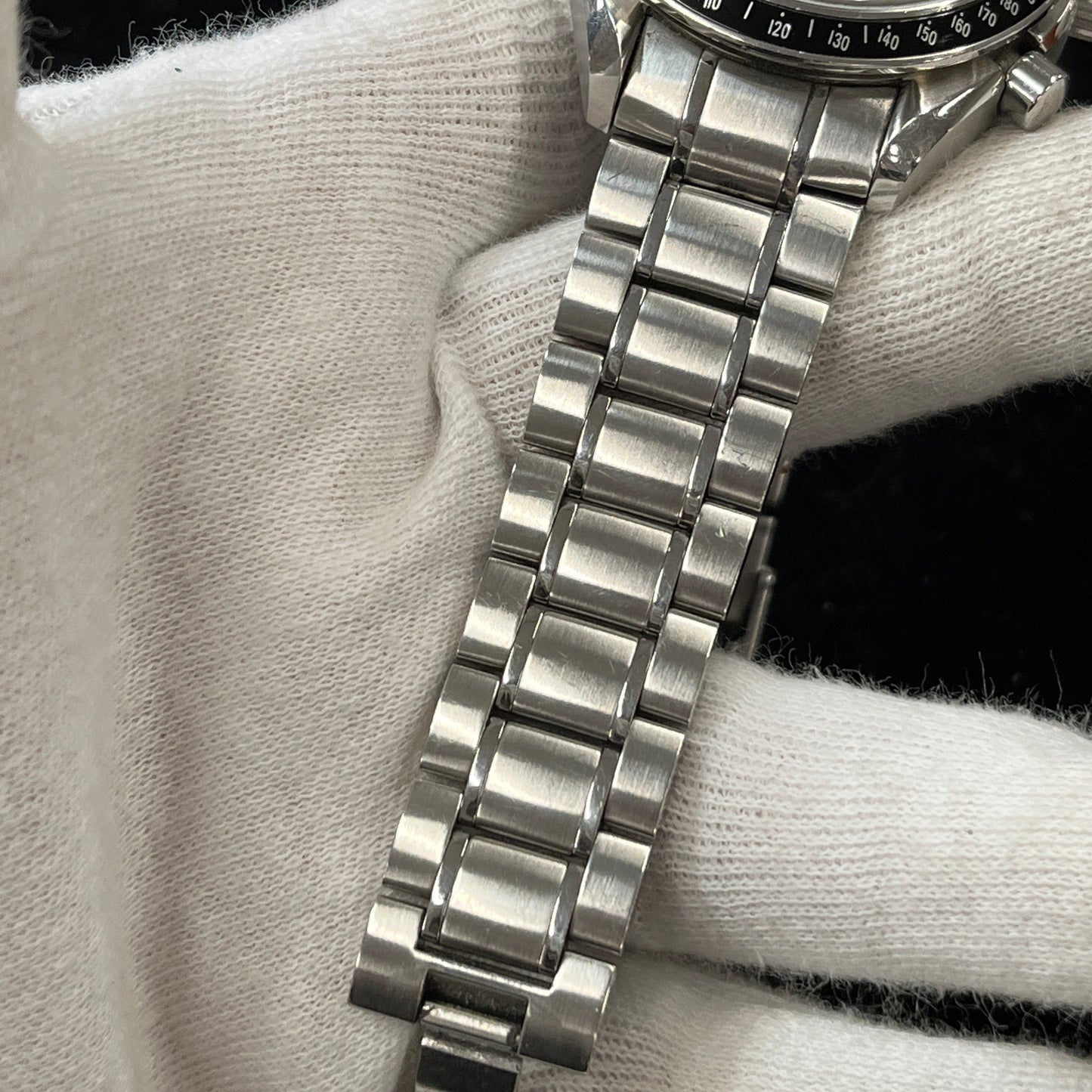 323.30.40.40.06.001 Speedmaster Date 2O-M01-00598