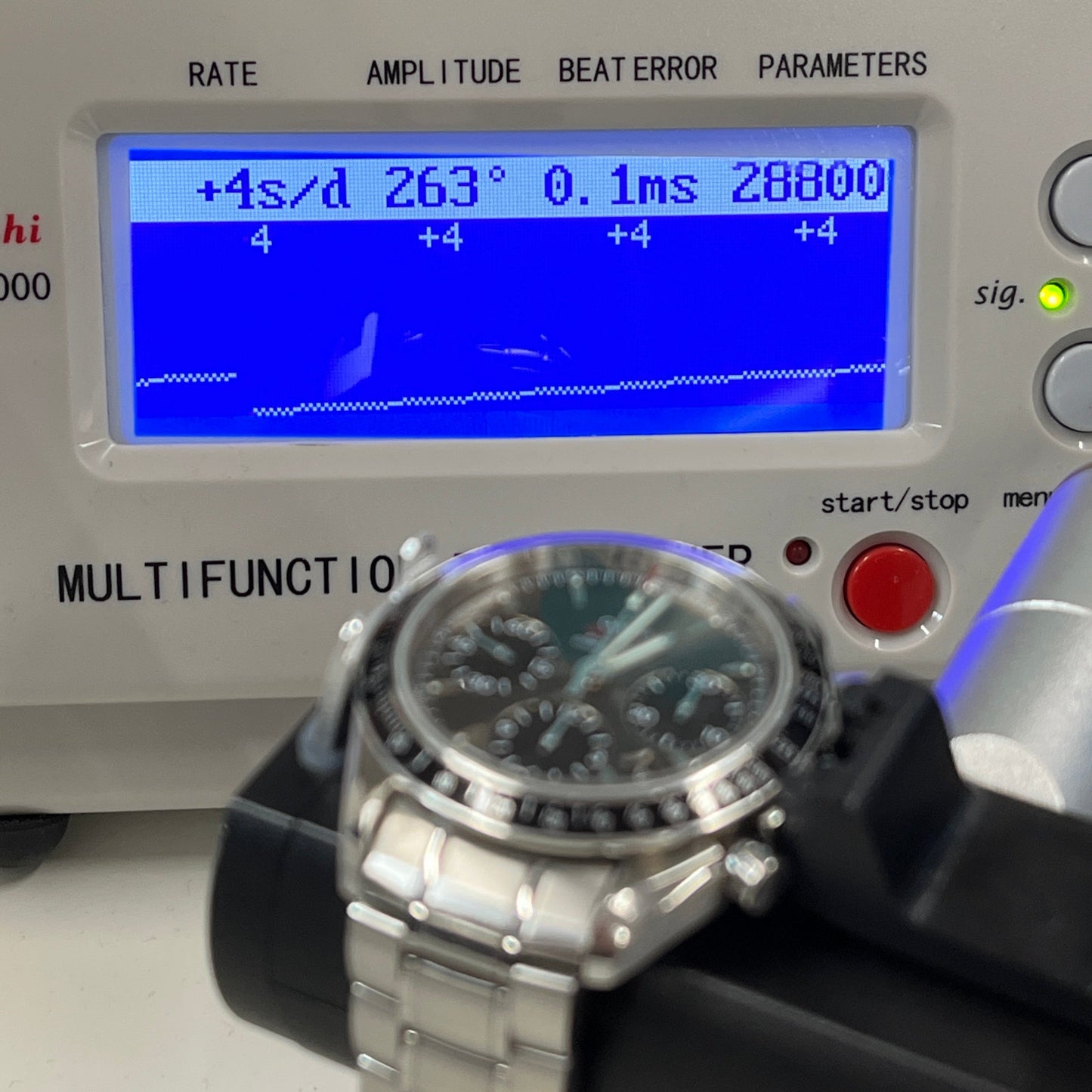 323.30.40.40.06.001 Speedmaster Date 2O-M01-00598