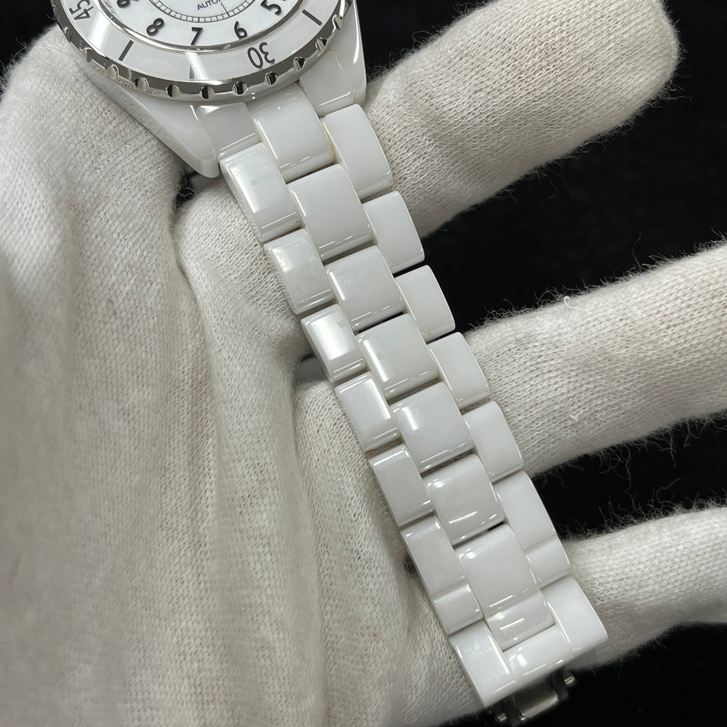 H0970 J12 Automatic 2CHA33-00007