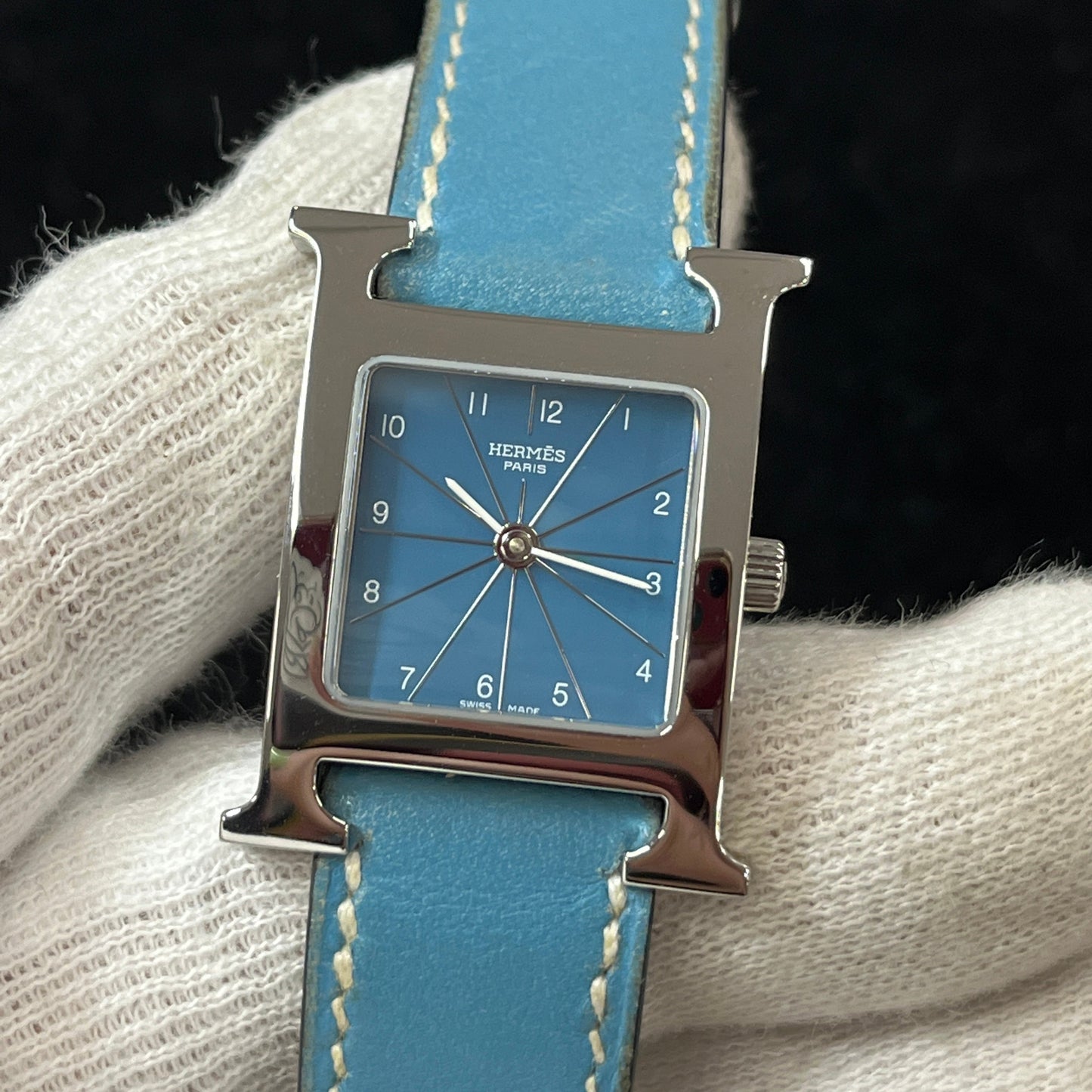 HH1.210 H watch 2HER01-00261