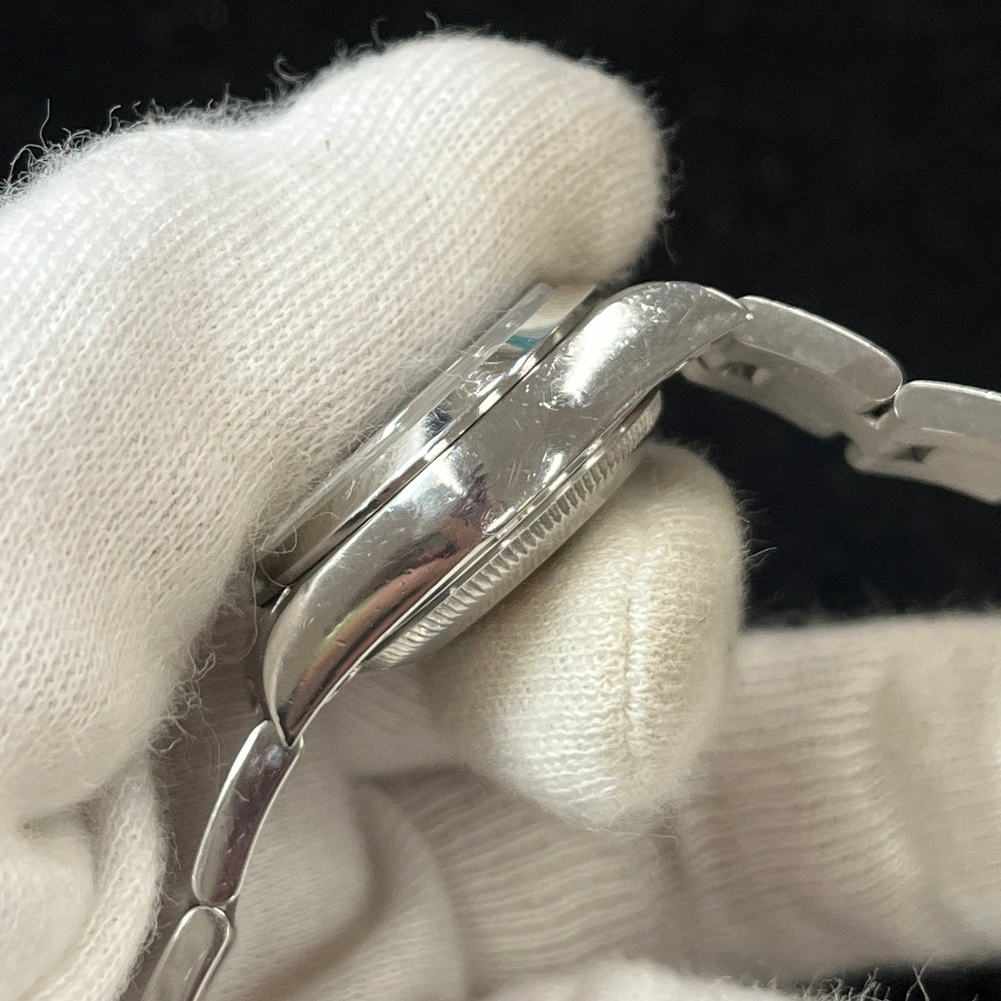 69160 Oyster Perpetual Date U serial 2R-X01-01450
