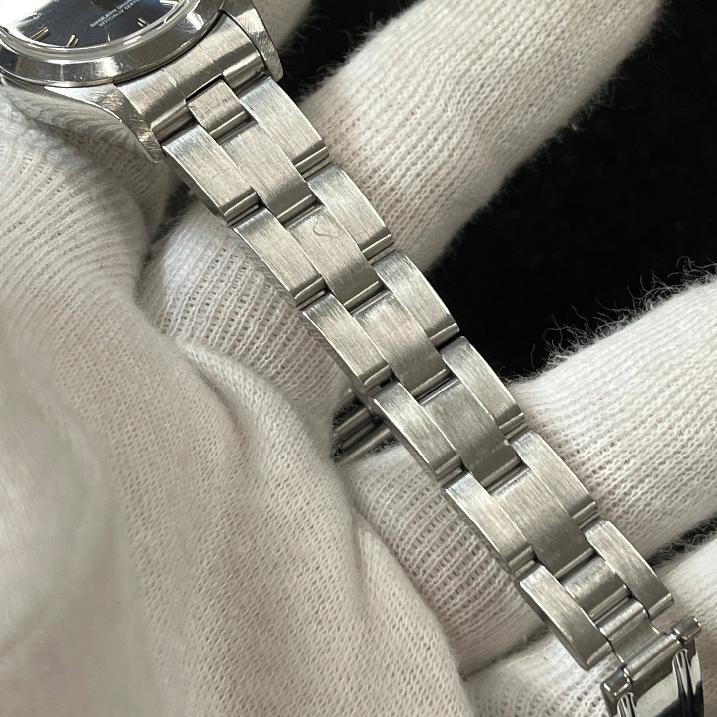 69160 Oyster Perpetual Date U serial 2R-X01-01450