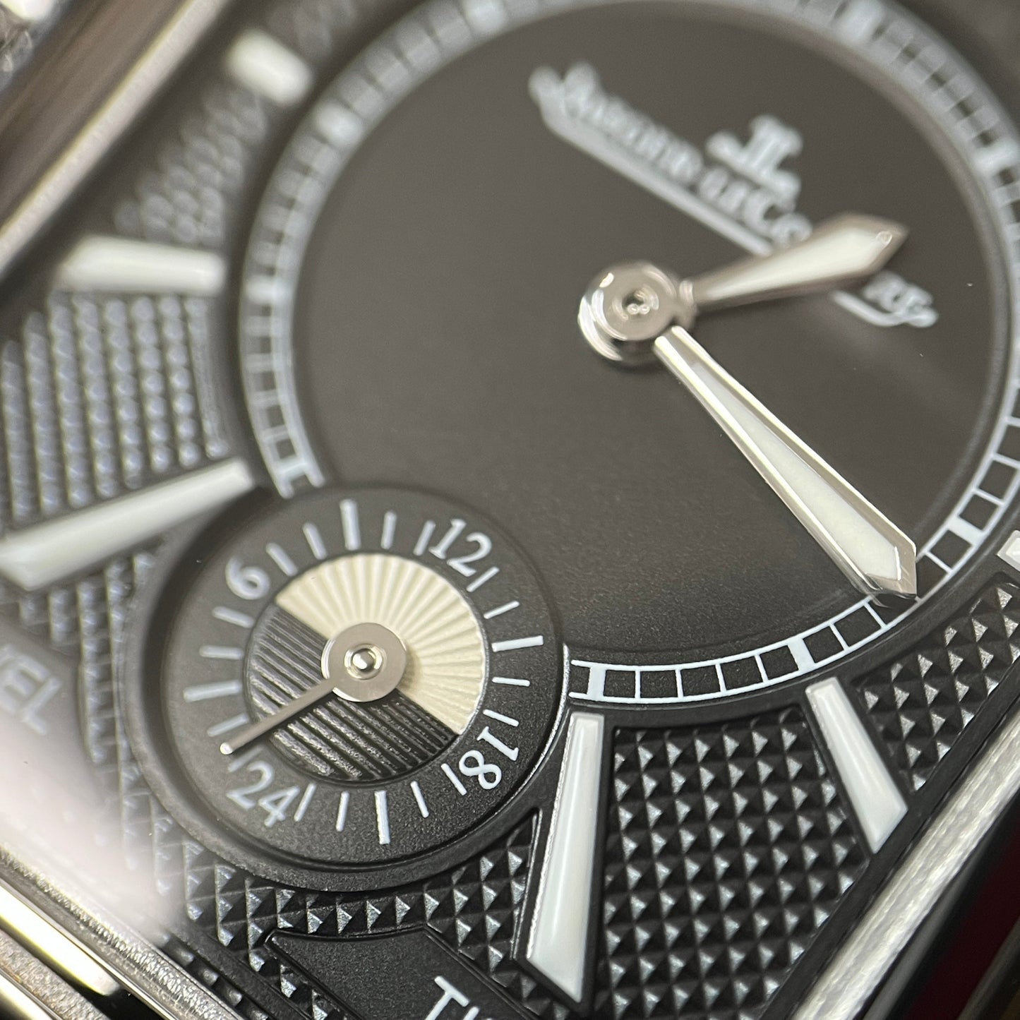 Q3848420 Reverso Classic Large Duo Small Seconds 2JLC01-00122
