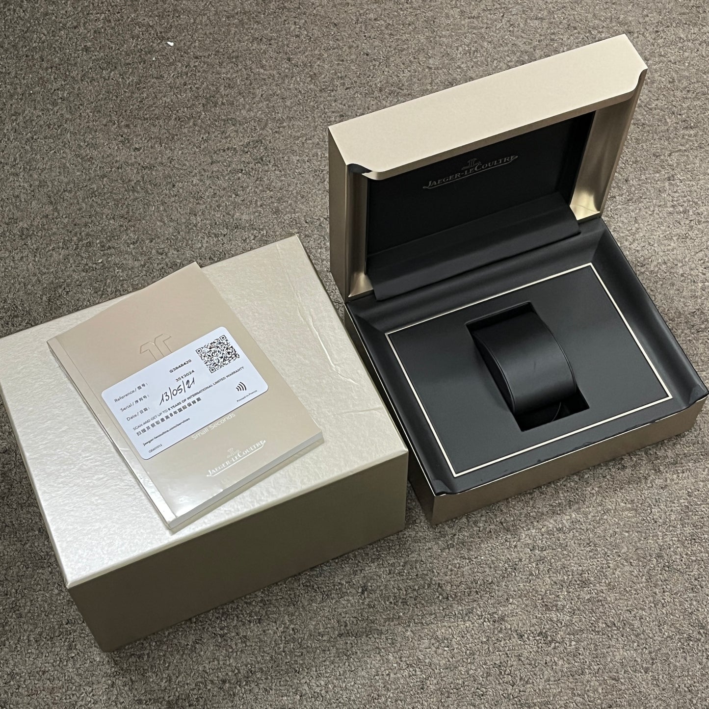 Q3848420 レベルソ クラシック ラージ デュオ スモールセコンド 2JLC01-00122