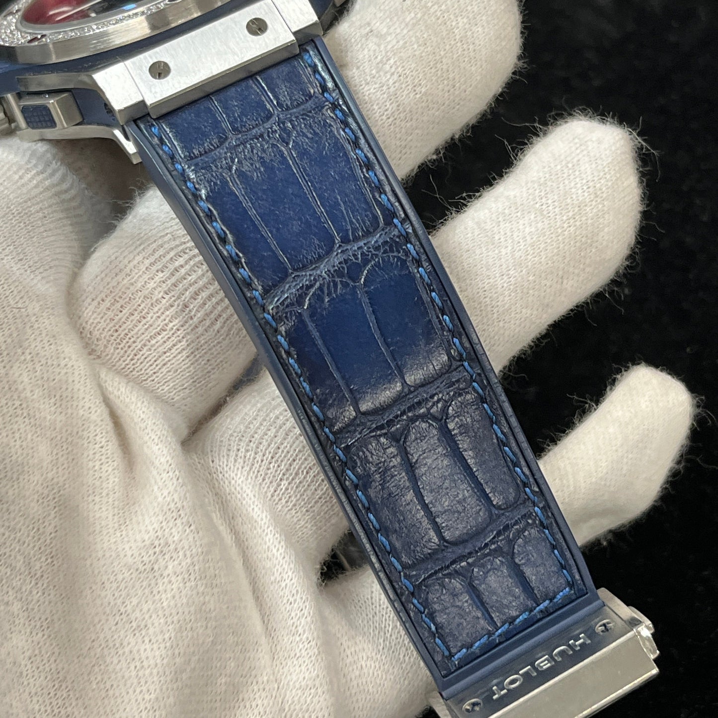 301.SX.7170.LR.1104 Big bang Bezel Diamond 2HUB01-00243