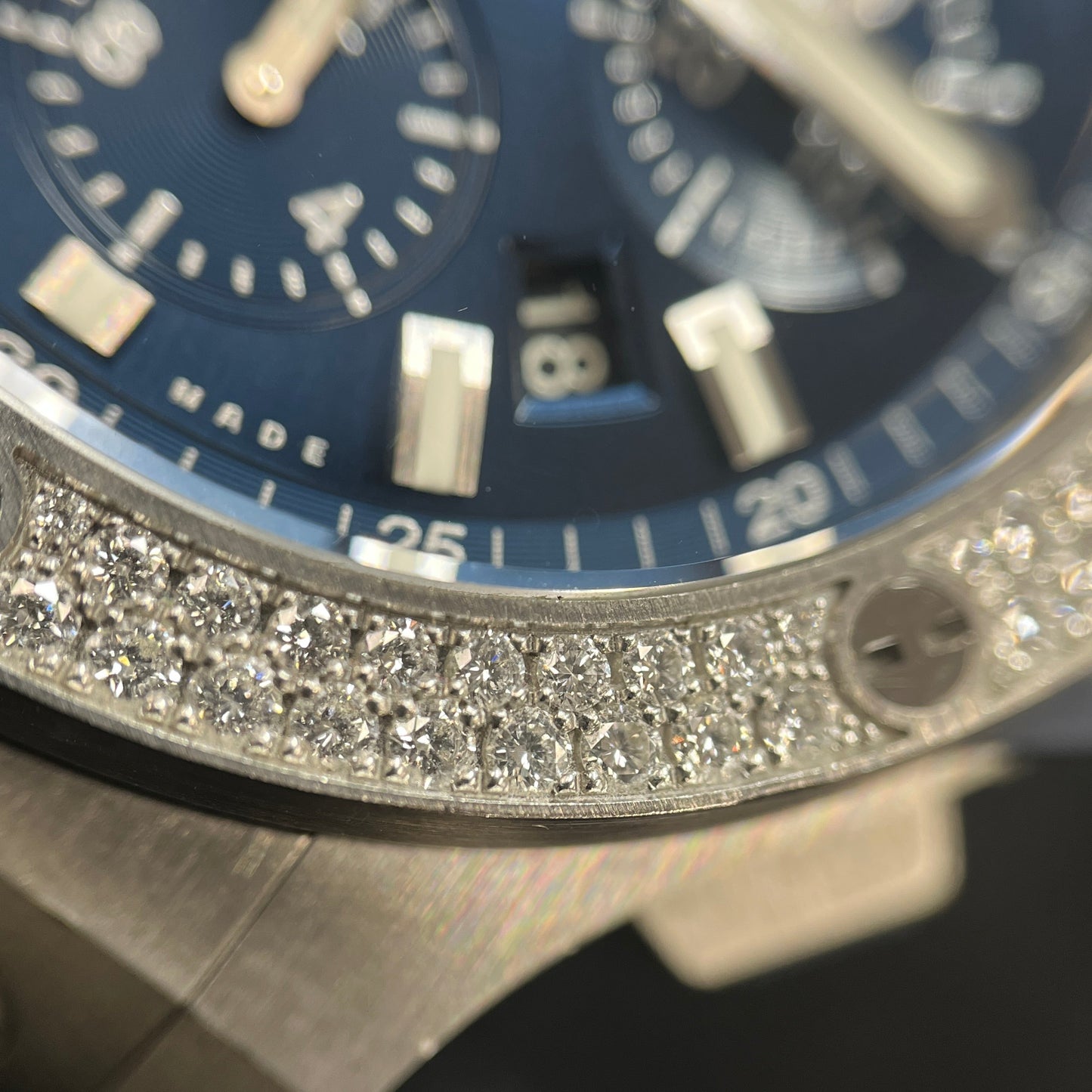 301.SX.7170.LR.1104 Big bang Bezel Diamond 2HUB01-00243
