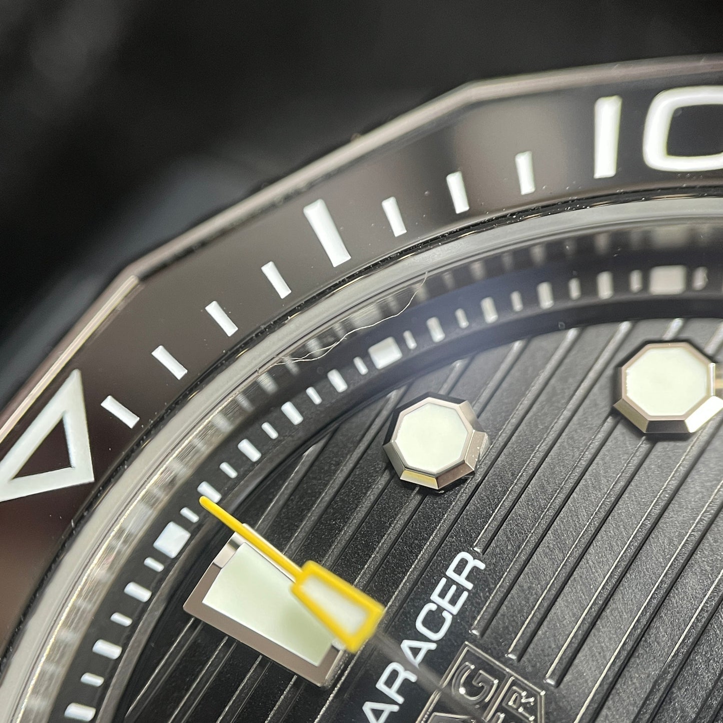 WBP201A.FT6197 Aquaracer Professional 300 2TAG01-00250
