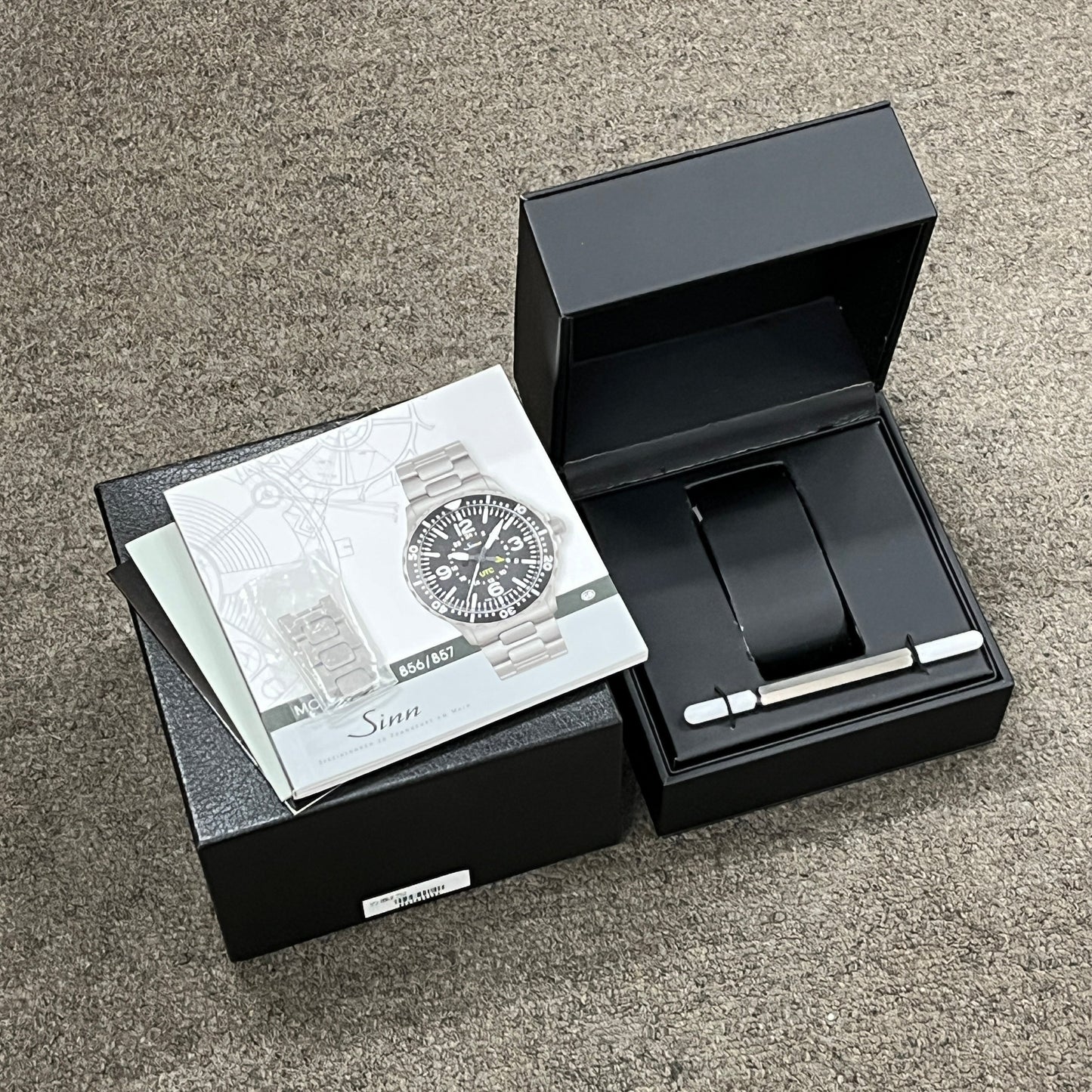 856.B Instrument watch 2SIN01-00028