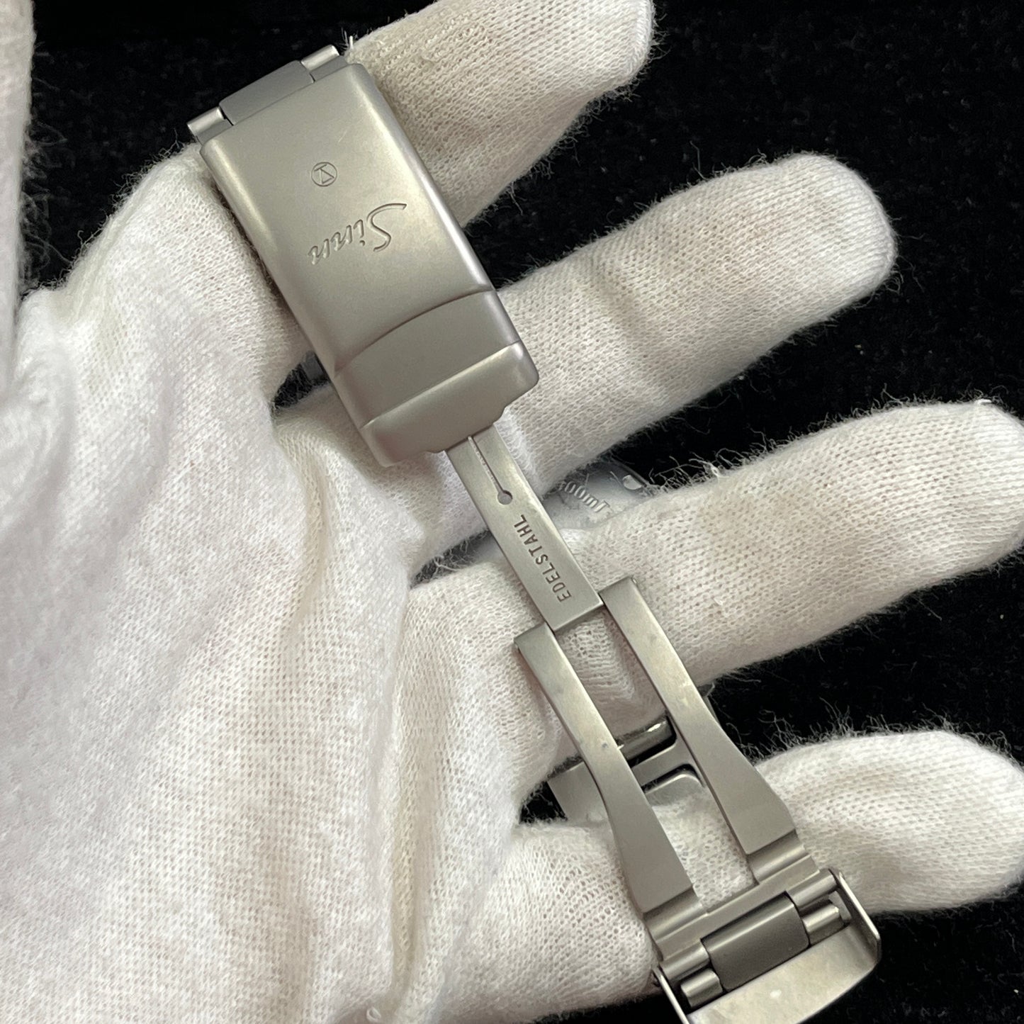 856.B Automatic 2SIN01-00023