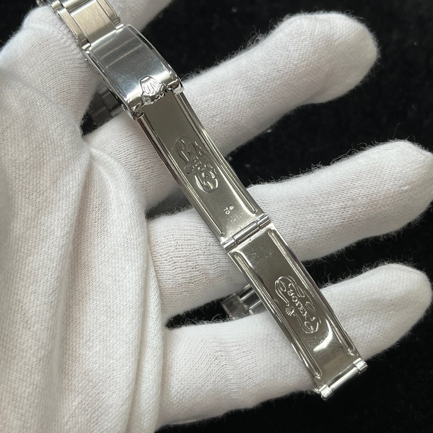 1500 Oyster Perpetual Date Restore dial Cal.1570 23***** Serial 2R-X01-01385