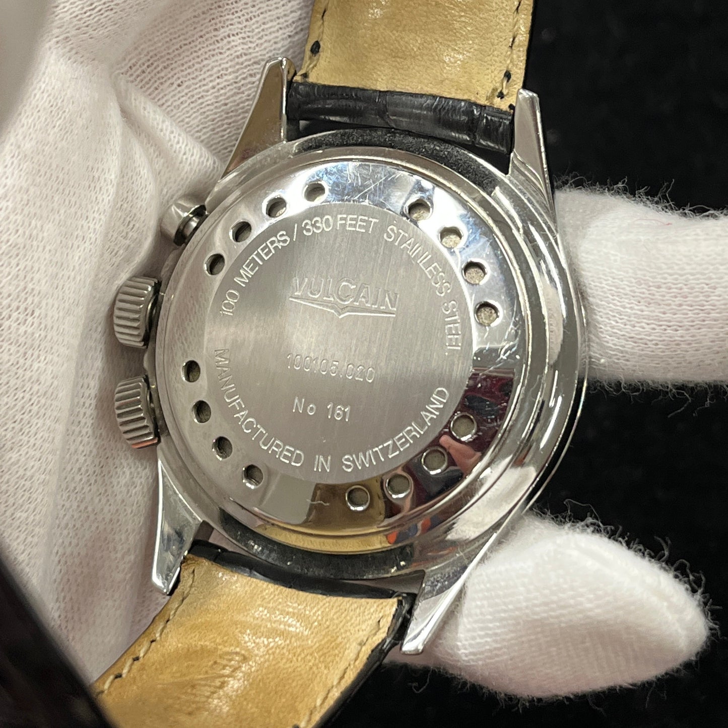 100105.020 Cricket Aviator GMT Alarm 2VLC01-00001