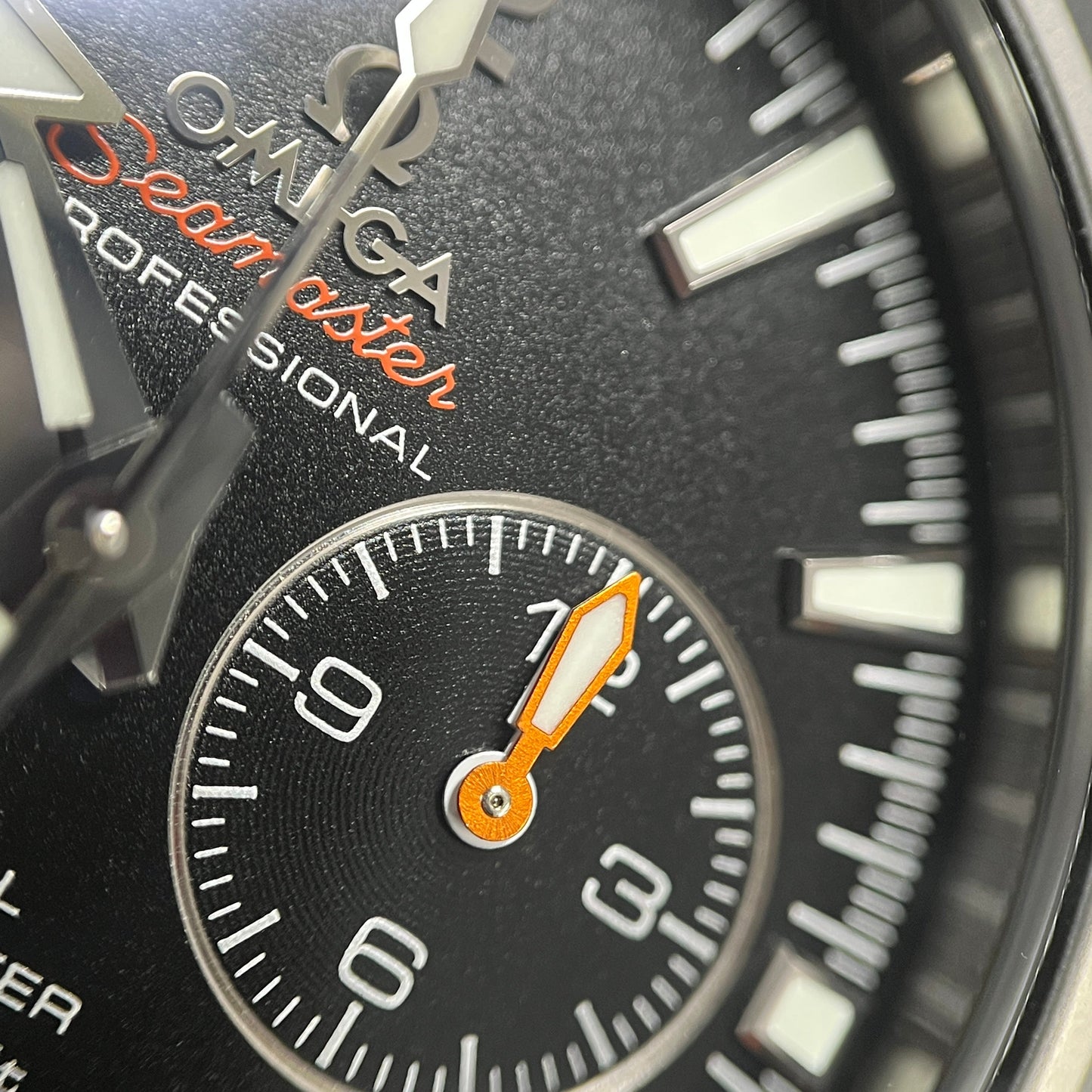 232.30.46.51.01.001 Seamaster Planet Ocean 2O-M01-00537