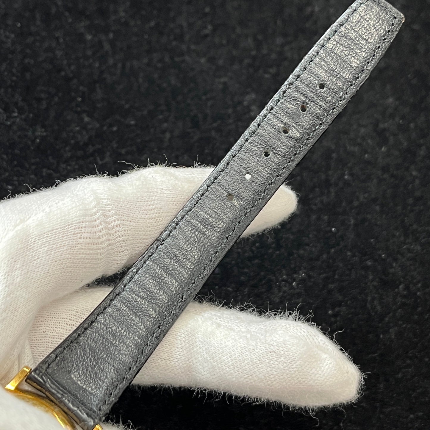 31039/000J-3 Extra flat YG 2V-C01-00142