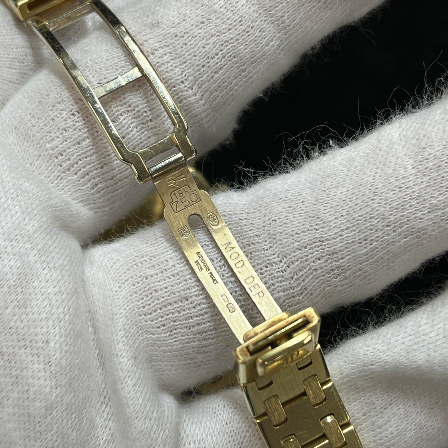 BA6339/722 Royal oak YG 2ADP33-00006