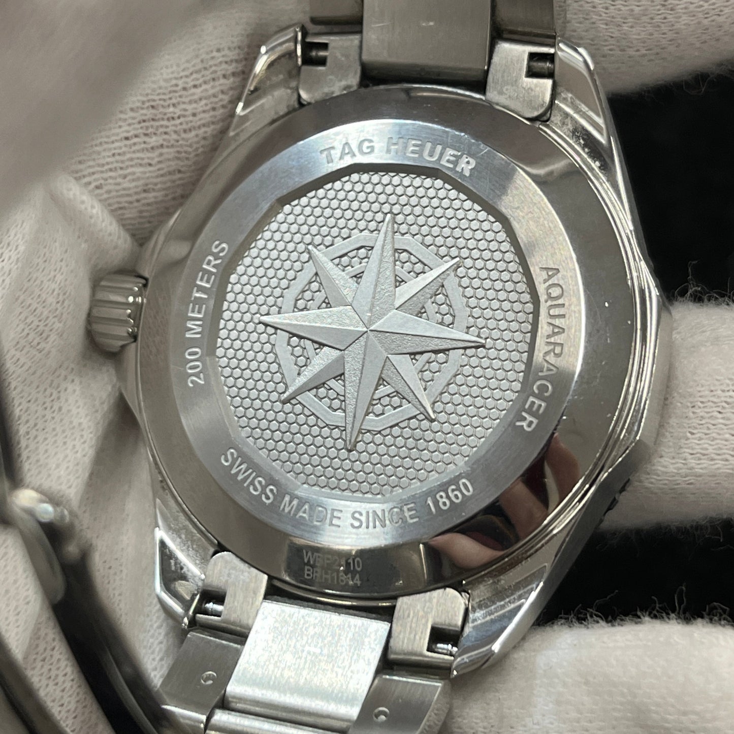 WBP2110.BA0627 Aquaracer Professional 200 2TAG01-00224