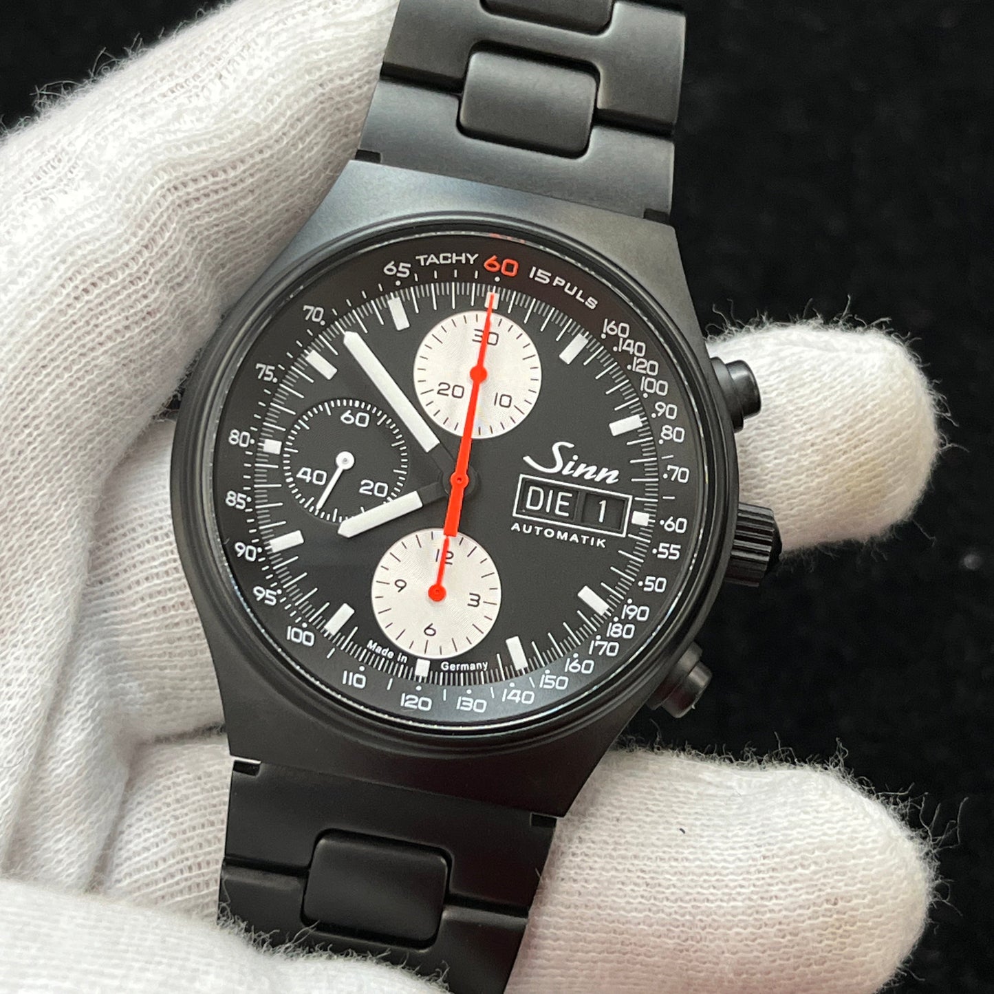144.ST.S.JUB.II Instrument Chronographs 2SIN33-00001