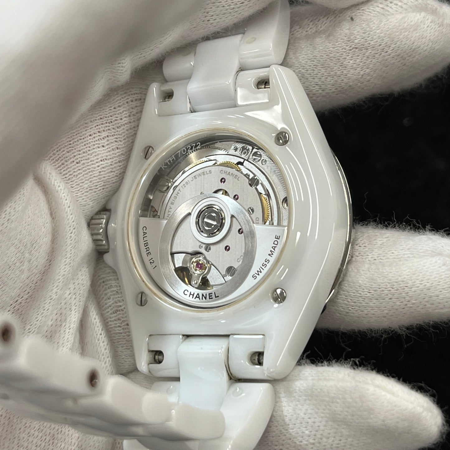 H5705 J12 Automatic 2CHA01-00119