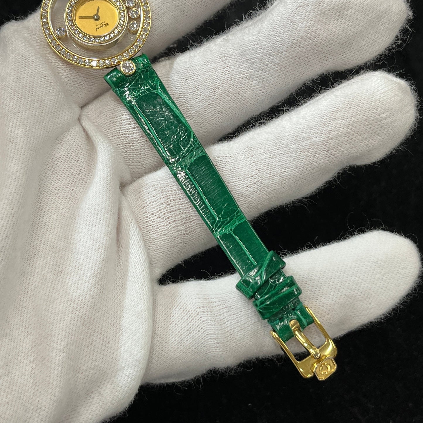 20/3957 Happy Diamond Bezel Lug Diamond YG 2CHO01-00060