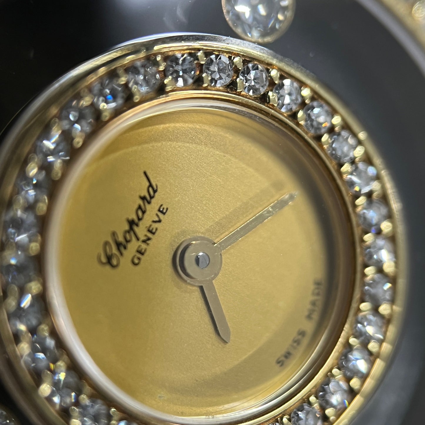 20/3957 Happy Diamond Bezel Lug Diamond YG 2CHO01-00060
