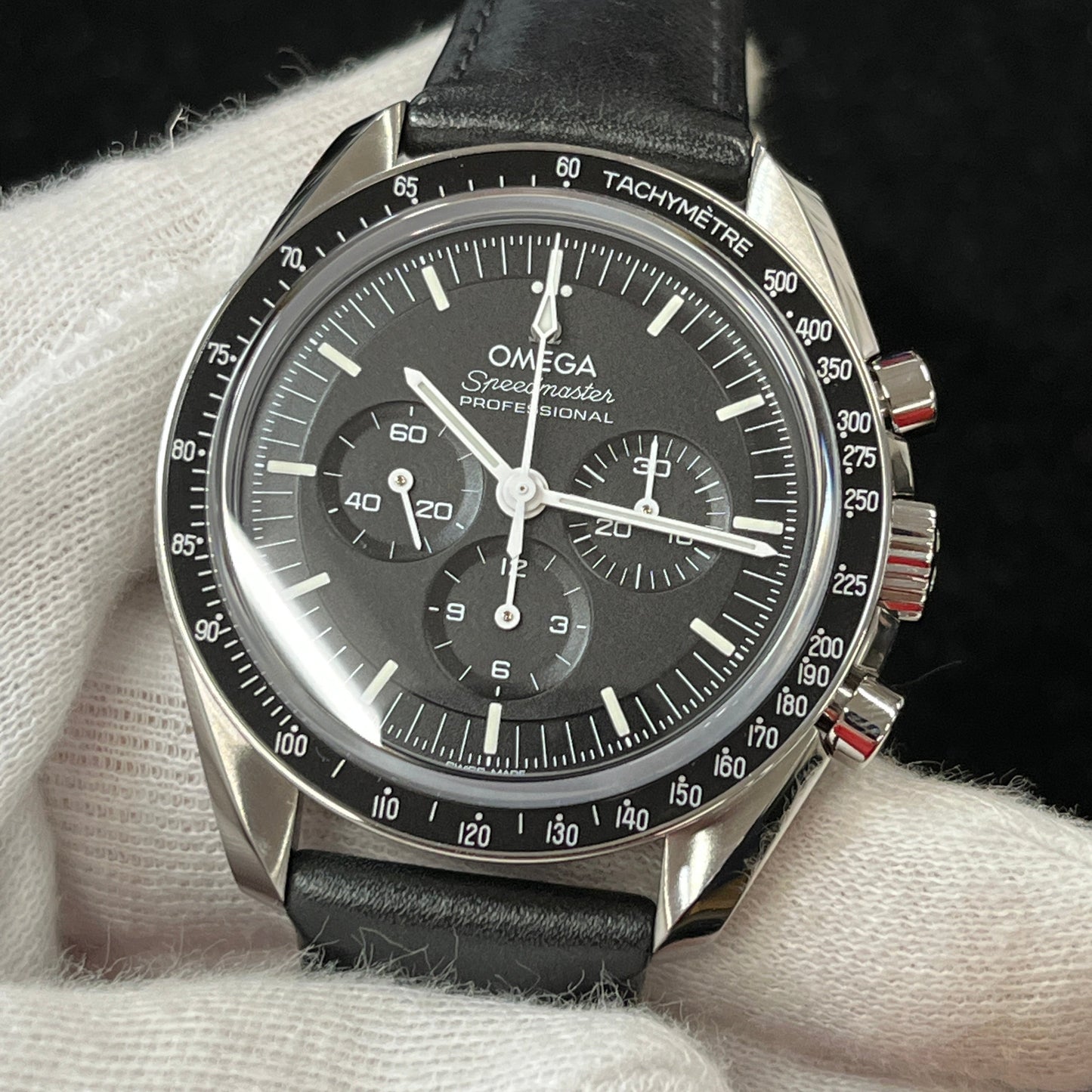 310.32.42.50.01.002 Speedmaster Moonwatch Professional 2O-M01-00661