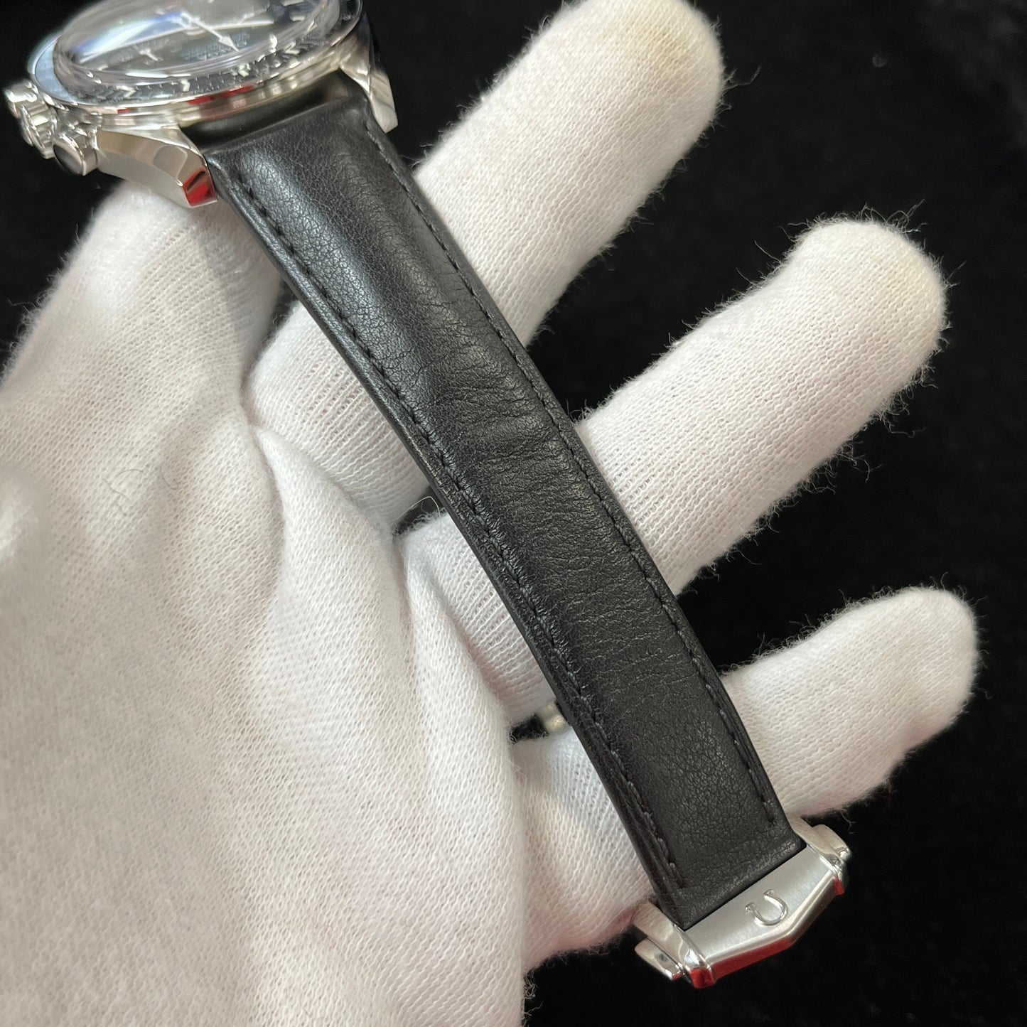 310.32.42.50.01.002 Speedmaster Moonwatch Professional 2O-M01-00661