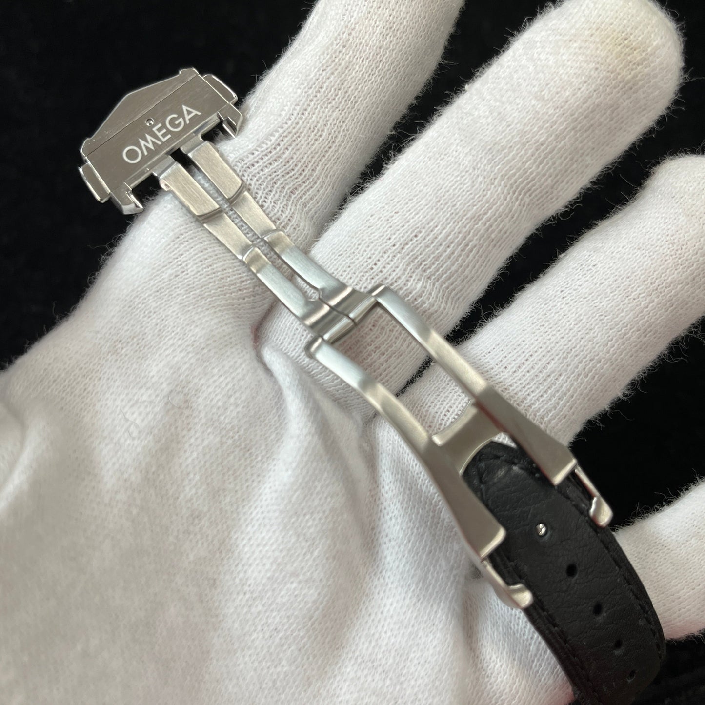 310.32.42.50.01.002 Speedmaster Moonwatch Professional 2O-M01-00661