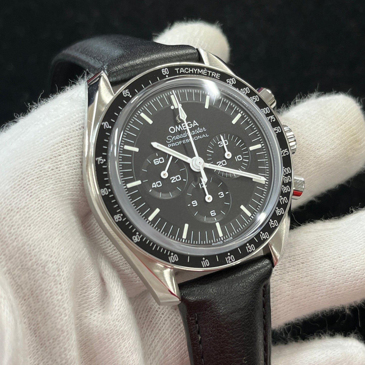 310.32.42.50.01.002 Speedmaster Moonwatch Professional 2O-M01-00661