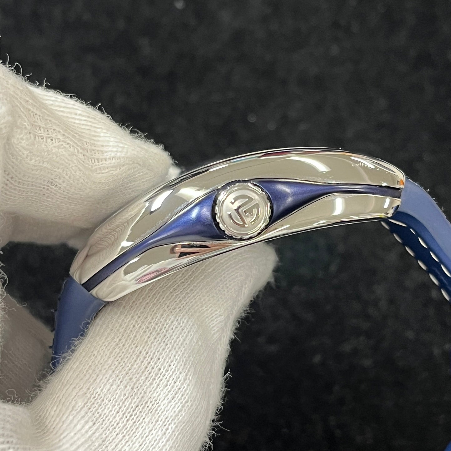 V45SCDTAC Vanguard Yachting 2F-M33-00005