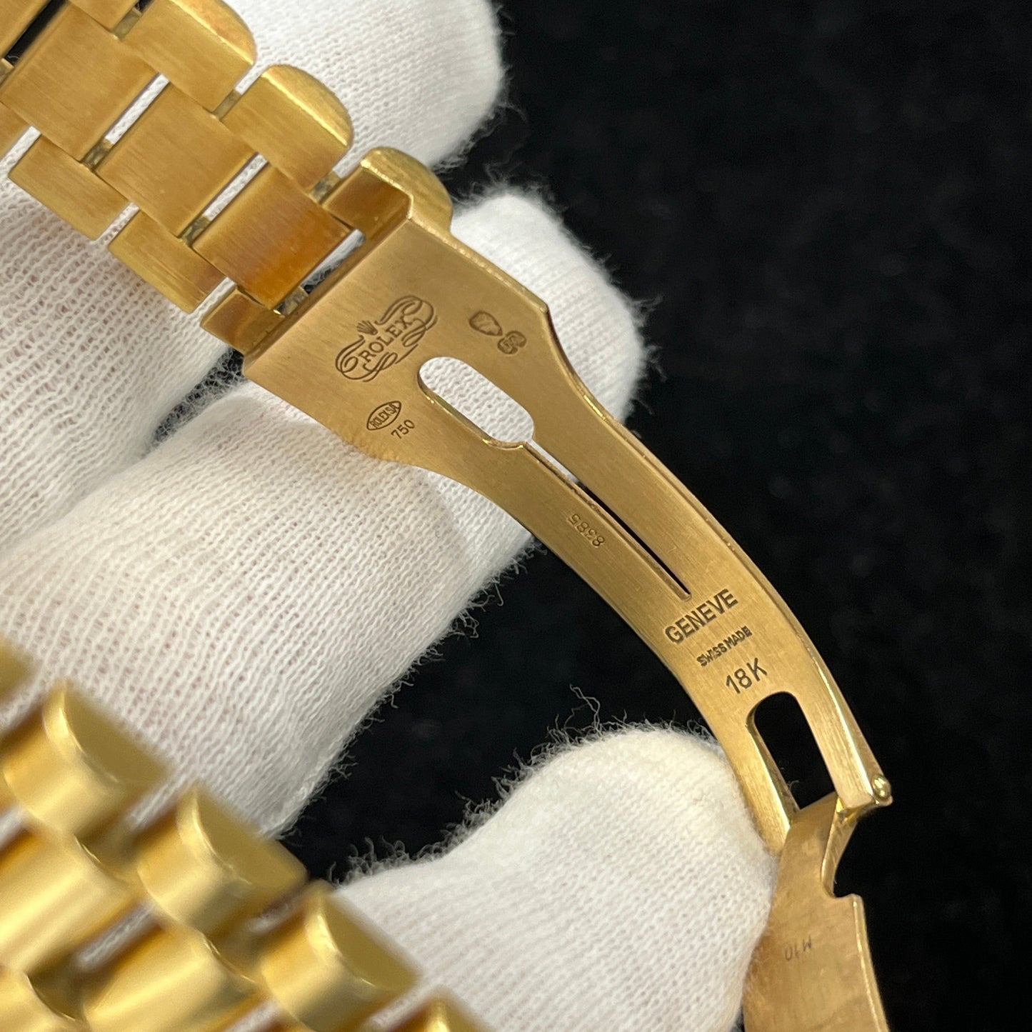 18038 DAYDATE R Serial YG 2R-X01-01741