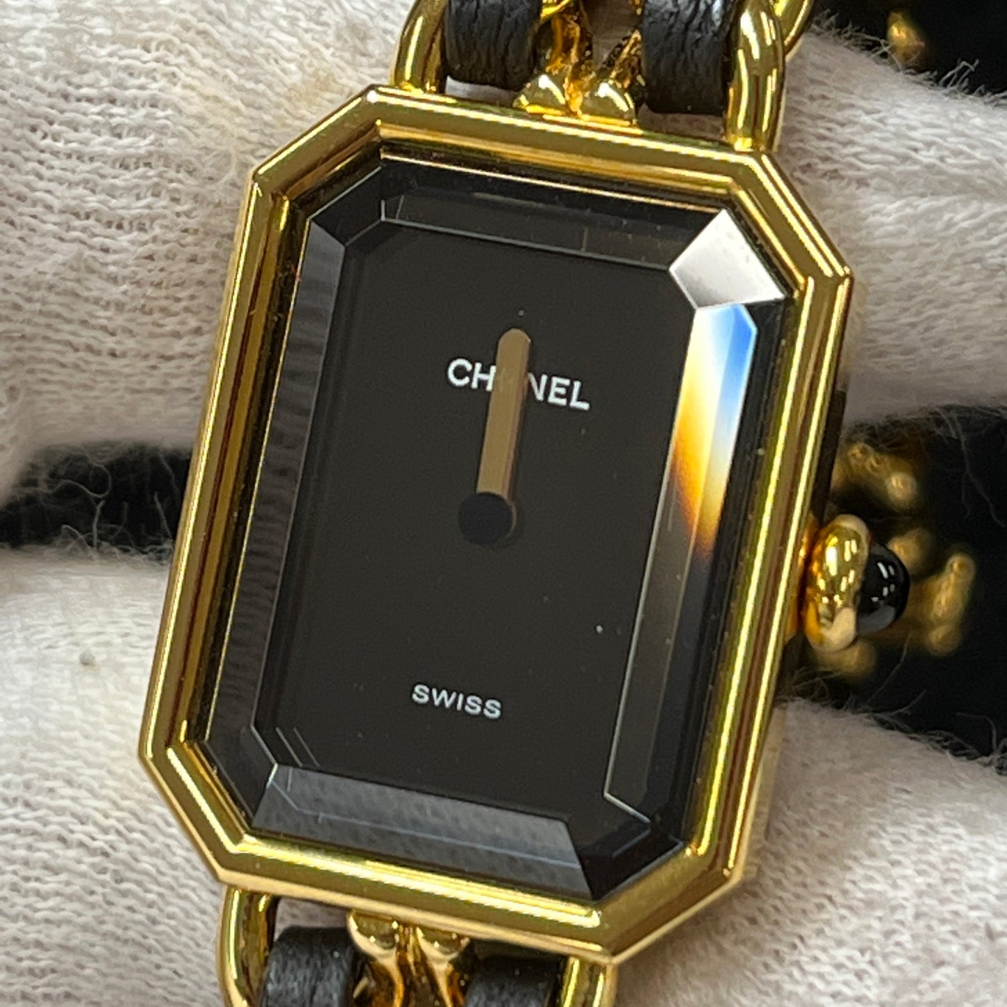 H0001 Premiere 2CHA01-00120