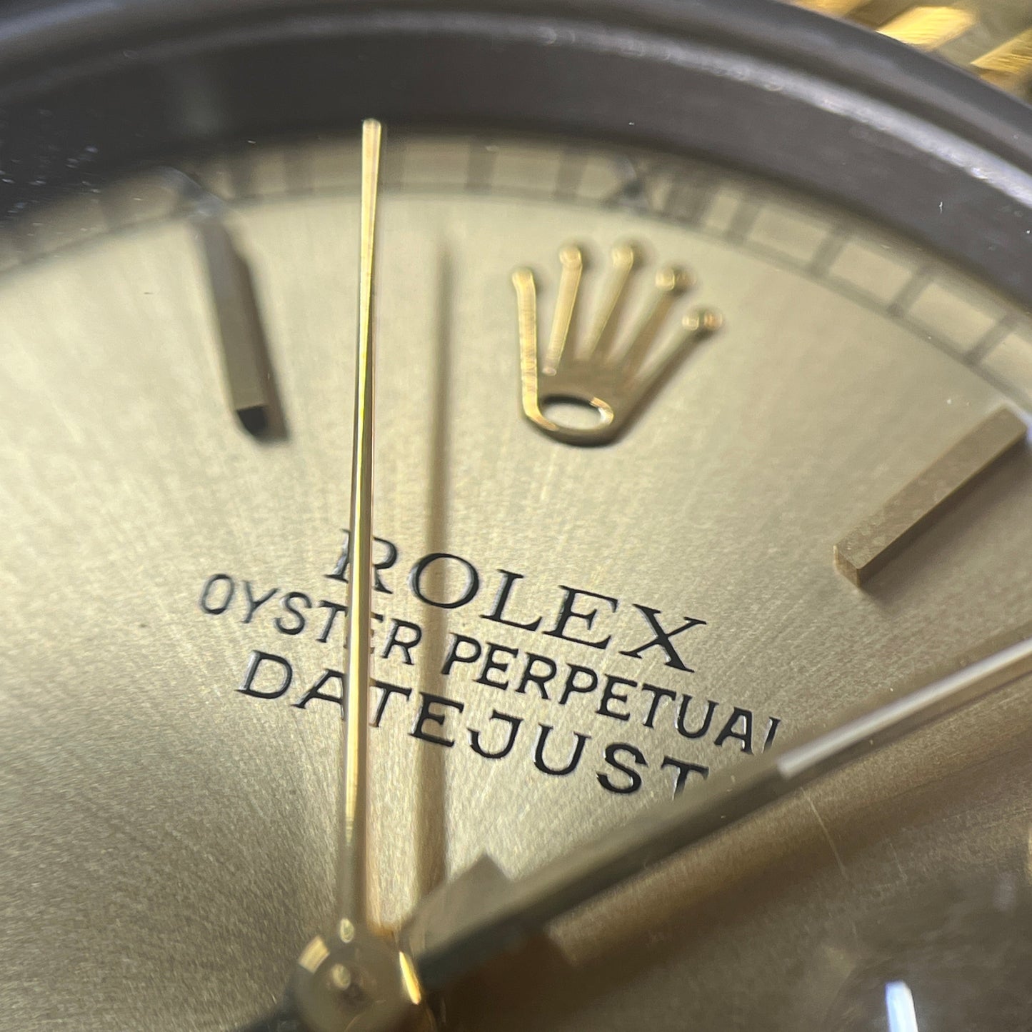 16233 DATEJUST T Serial 2R-X33-00195