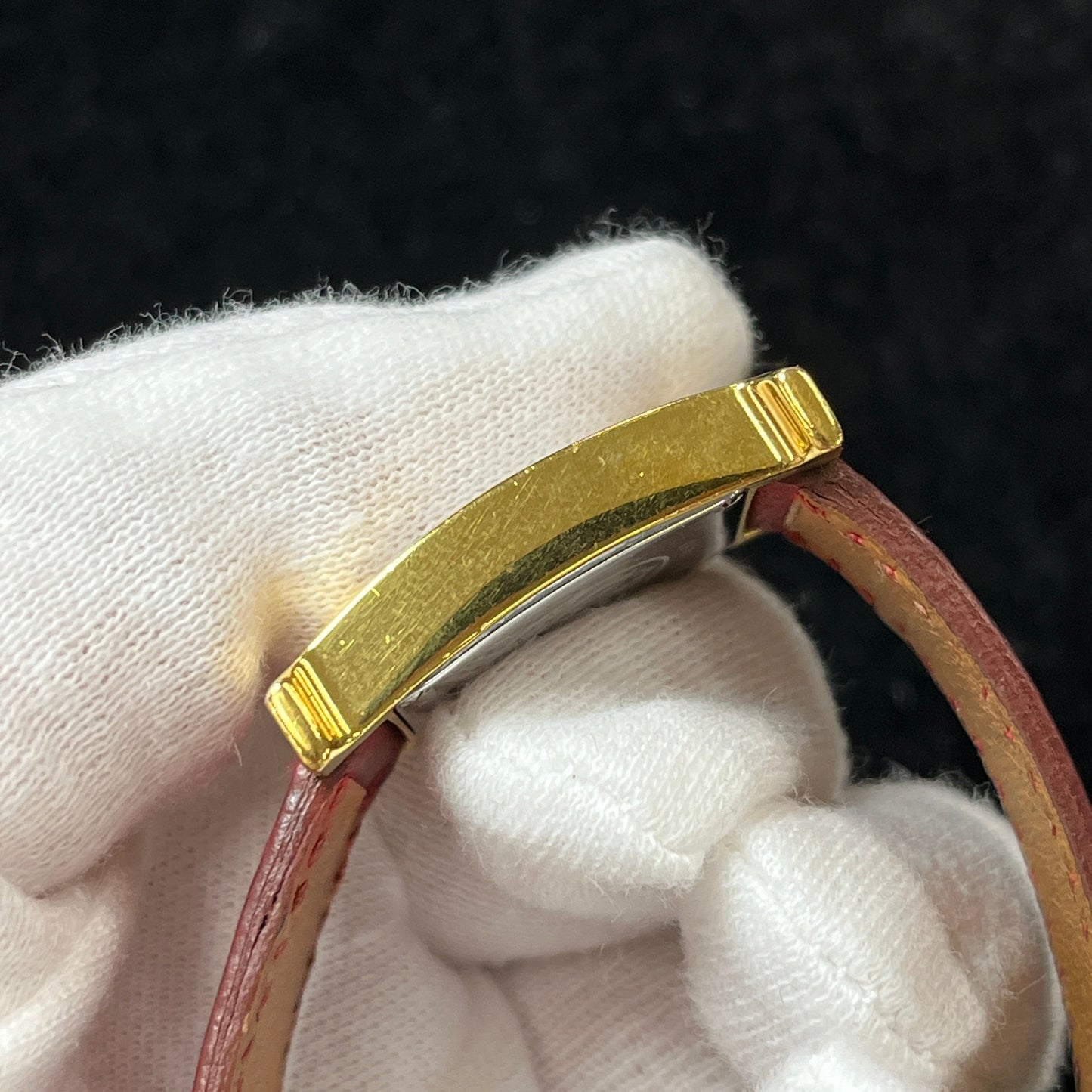HH1.201 H watch 2HER33-00010