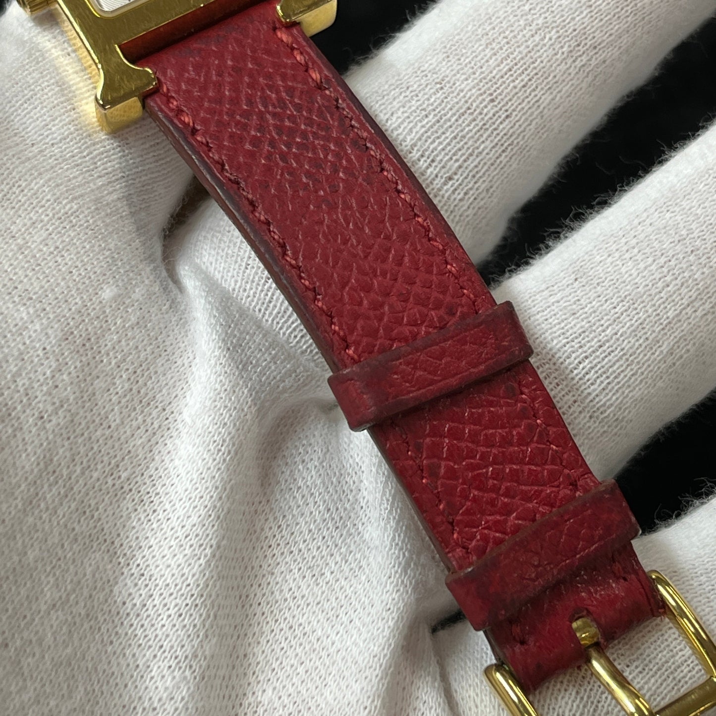 HH1.201 H watch 2HER33-00010