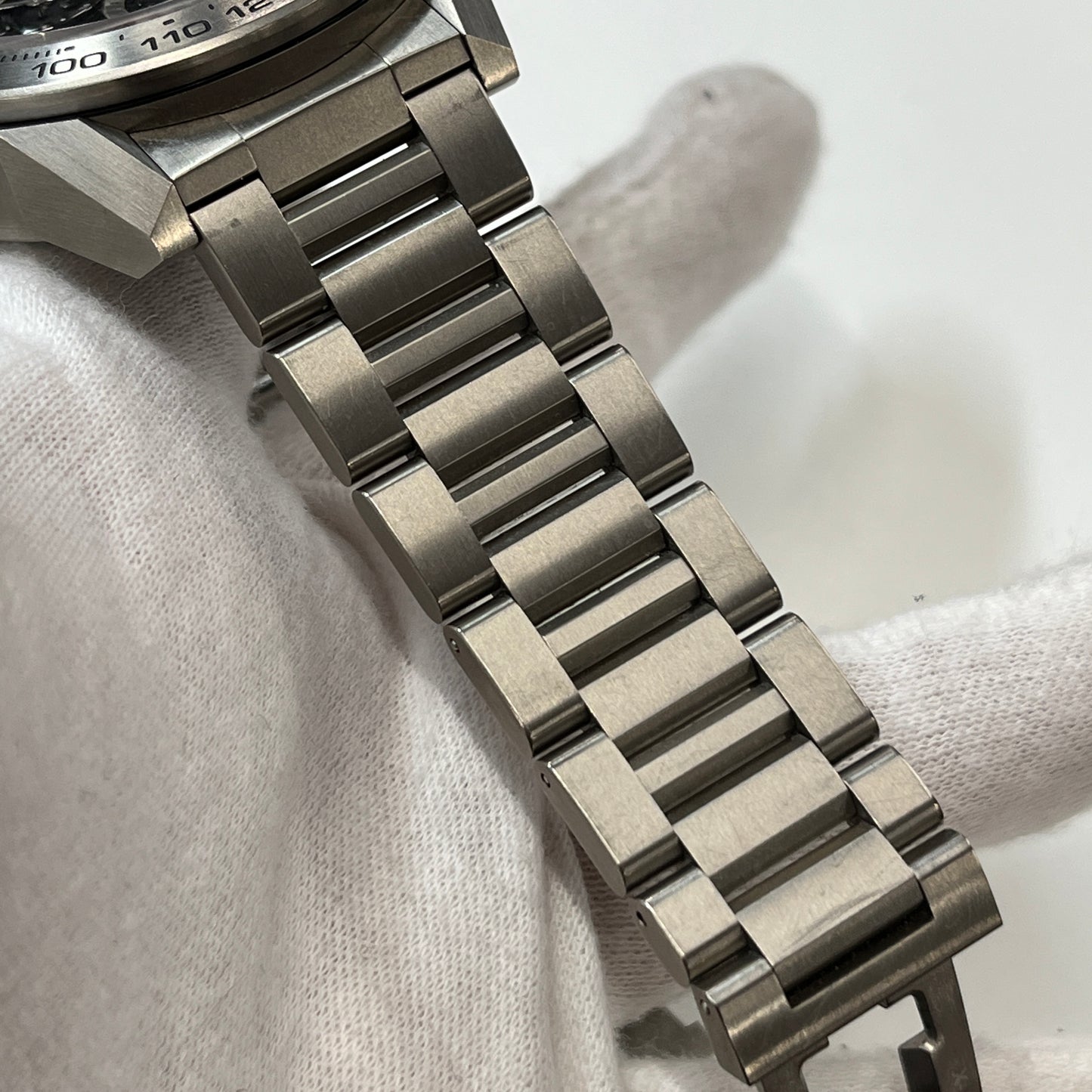 CAR2A8A Carrera Caliber Heuer 01 2TAG33-00030