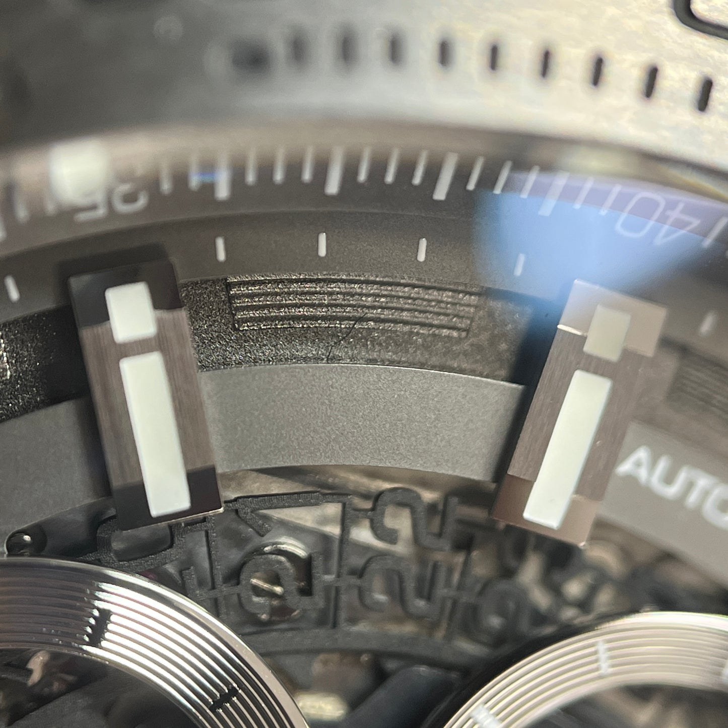 CAR2A8A Carrera Caliber Heuer 01 2TAG33-00030