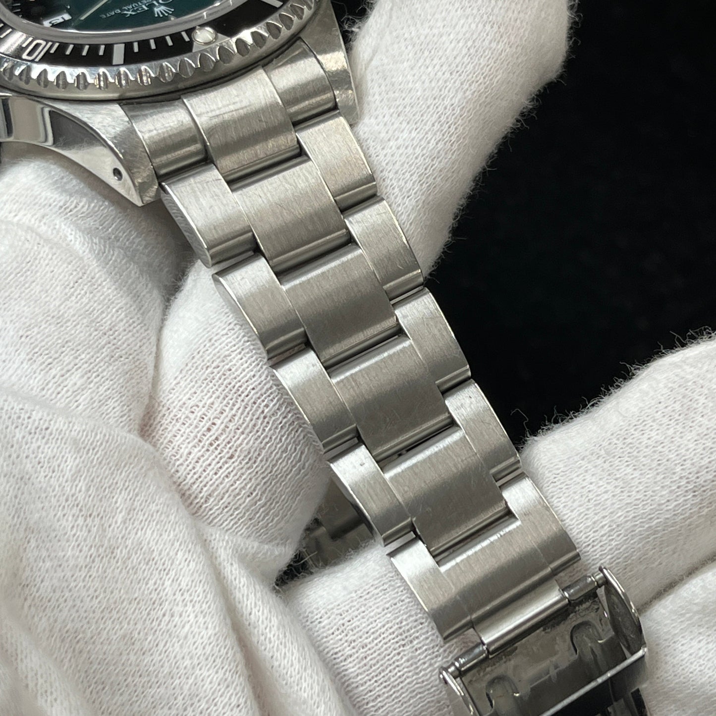 16600 Sea-Dweller U serial 2R-X33-00197