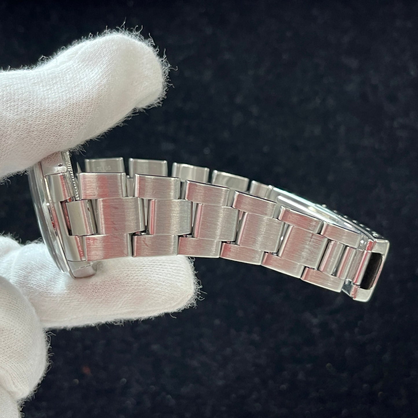 1002 Explorer 26***** serial cal.1570 Restore dial 2R-X01-01789