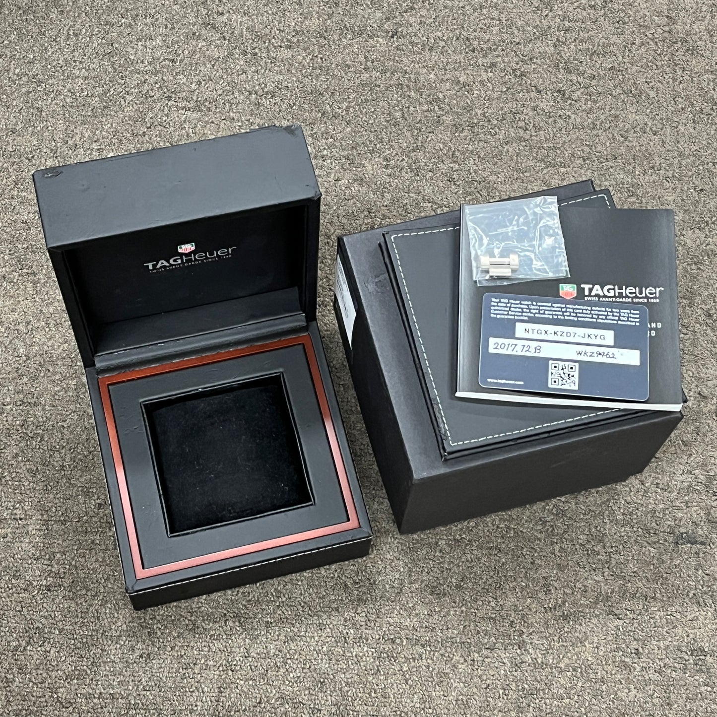 CAR2A8A Carrera Caliber Heuer 01 2TAG33-00030
