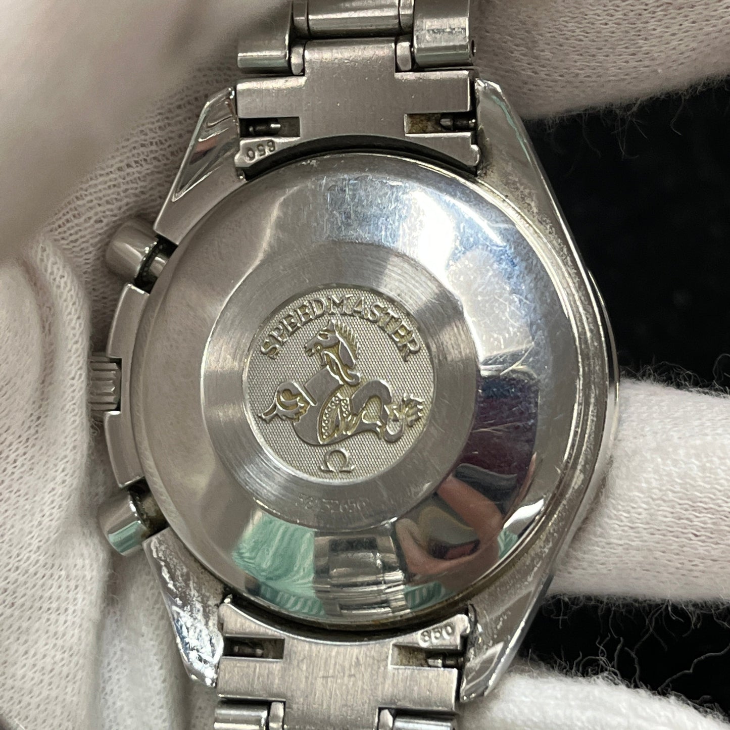 3513.50 Speedmaster Date limited to model 2O-M01-00555