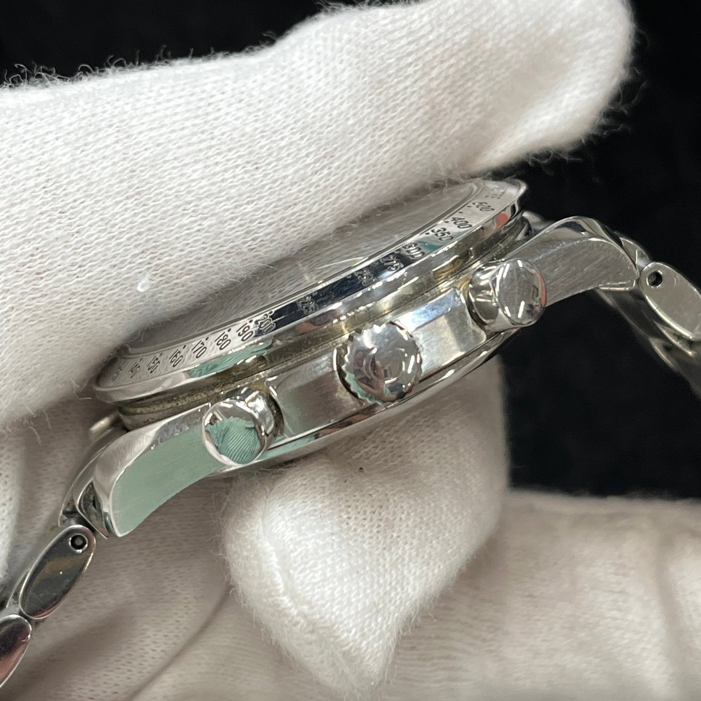 3513.50 Speedmaster Date limited to model 2O-M01-00555