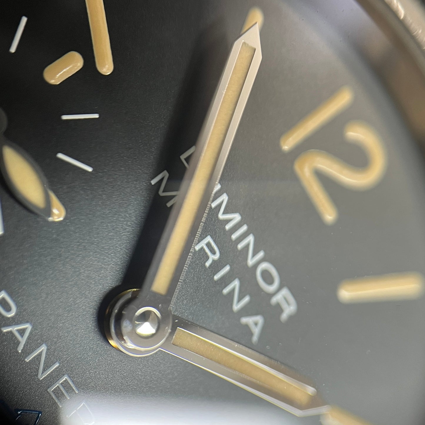 PAM00631 Luminor Marina Logo Acciaio 2PAN01-00201