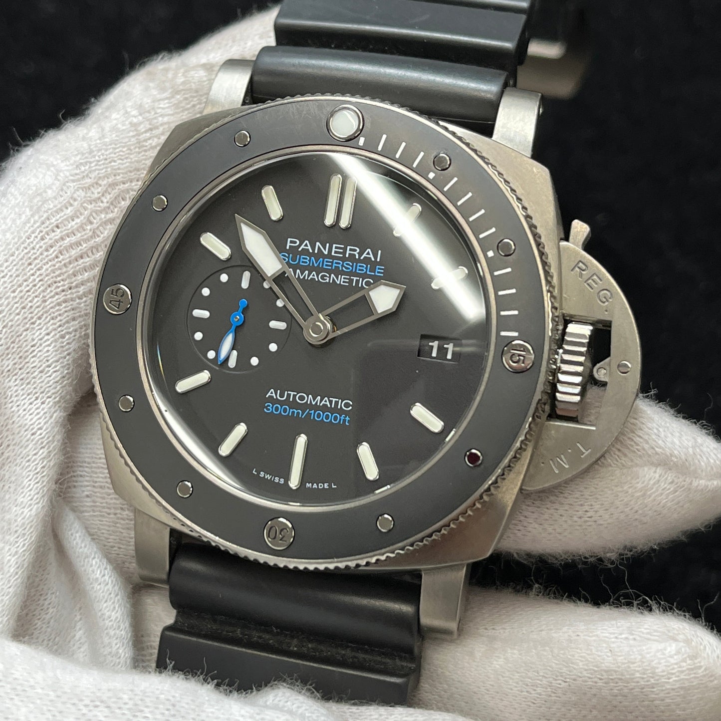 PAM01389 Luminor Submersible 1950 Amagnetic 3Days Automatic Titanio 2PAN01-00205