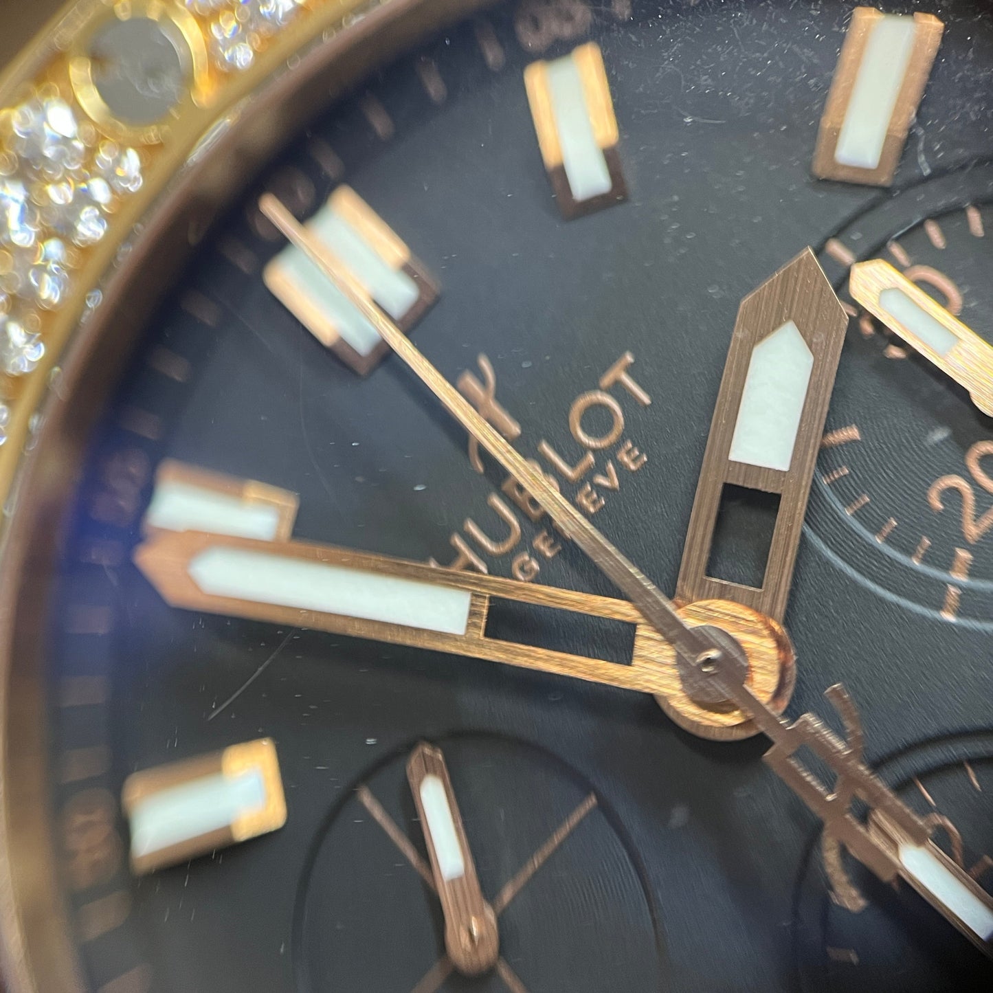 301.PX.1180.RX.1104 Big Bang Gold Diamonds 2HUB01-00206
