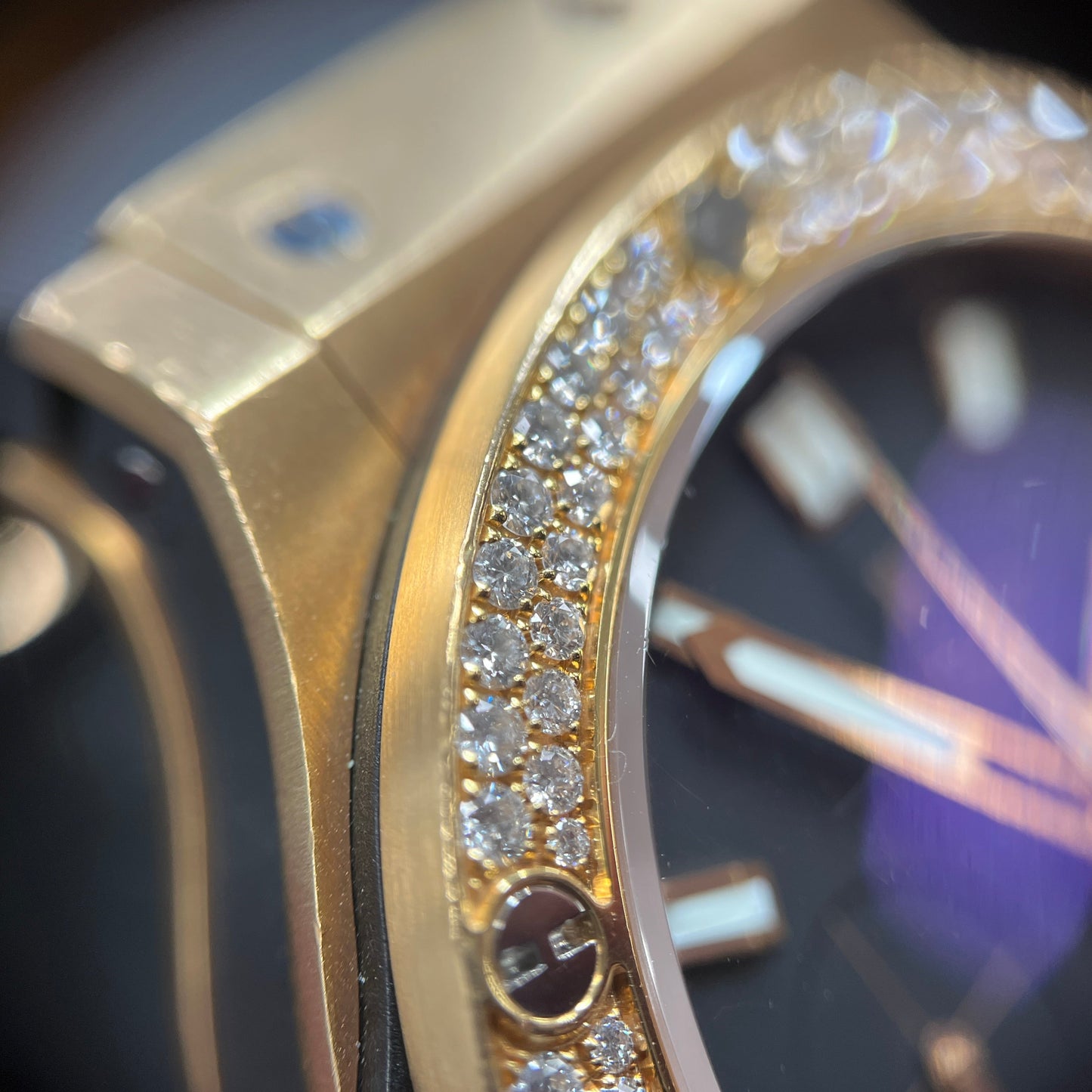 301.PX.1180.RX.1104 Big Bang Gold Diamonds 2HUB01-00206