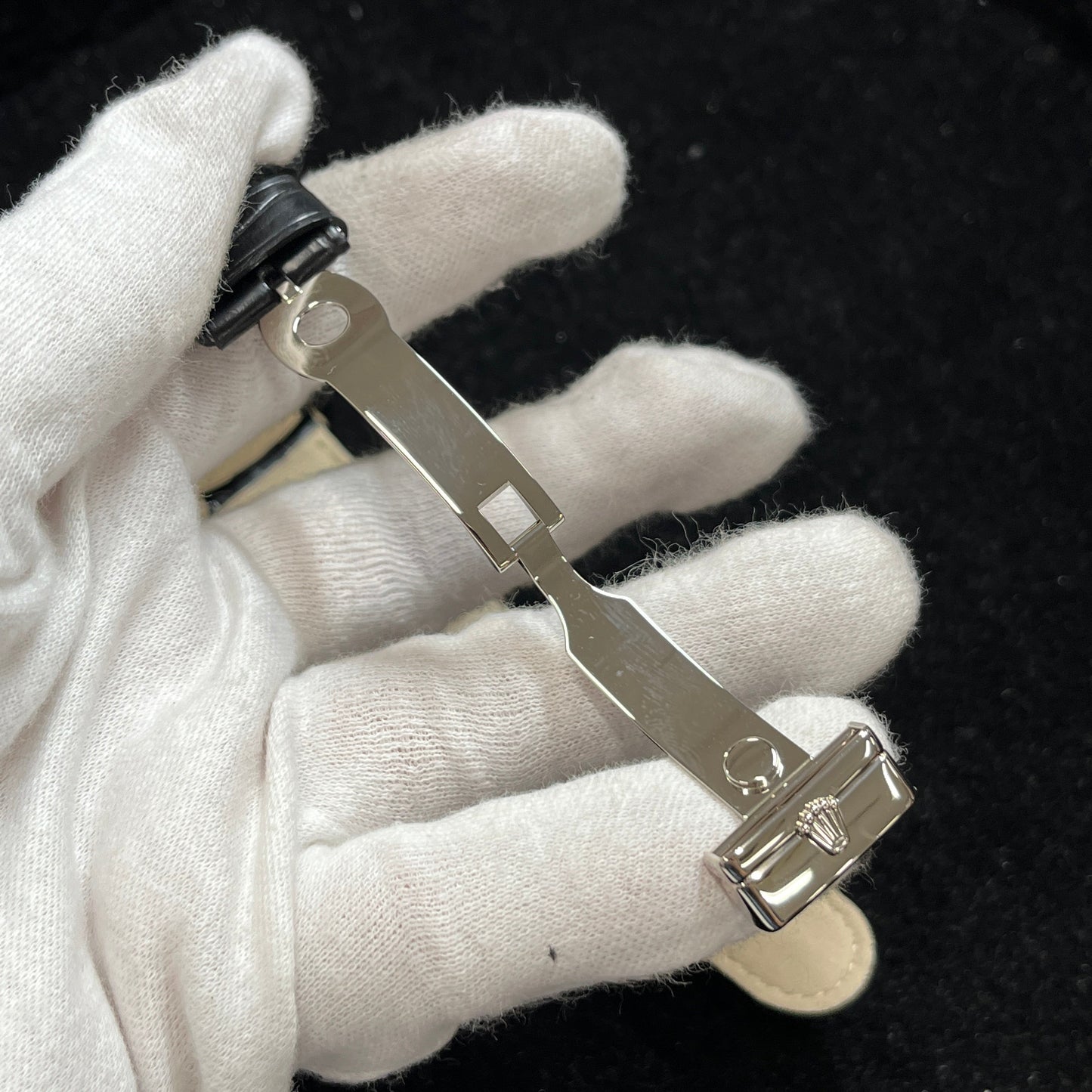 4243 Cellini Danaos WG K serial 2R-X01-01402
