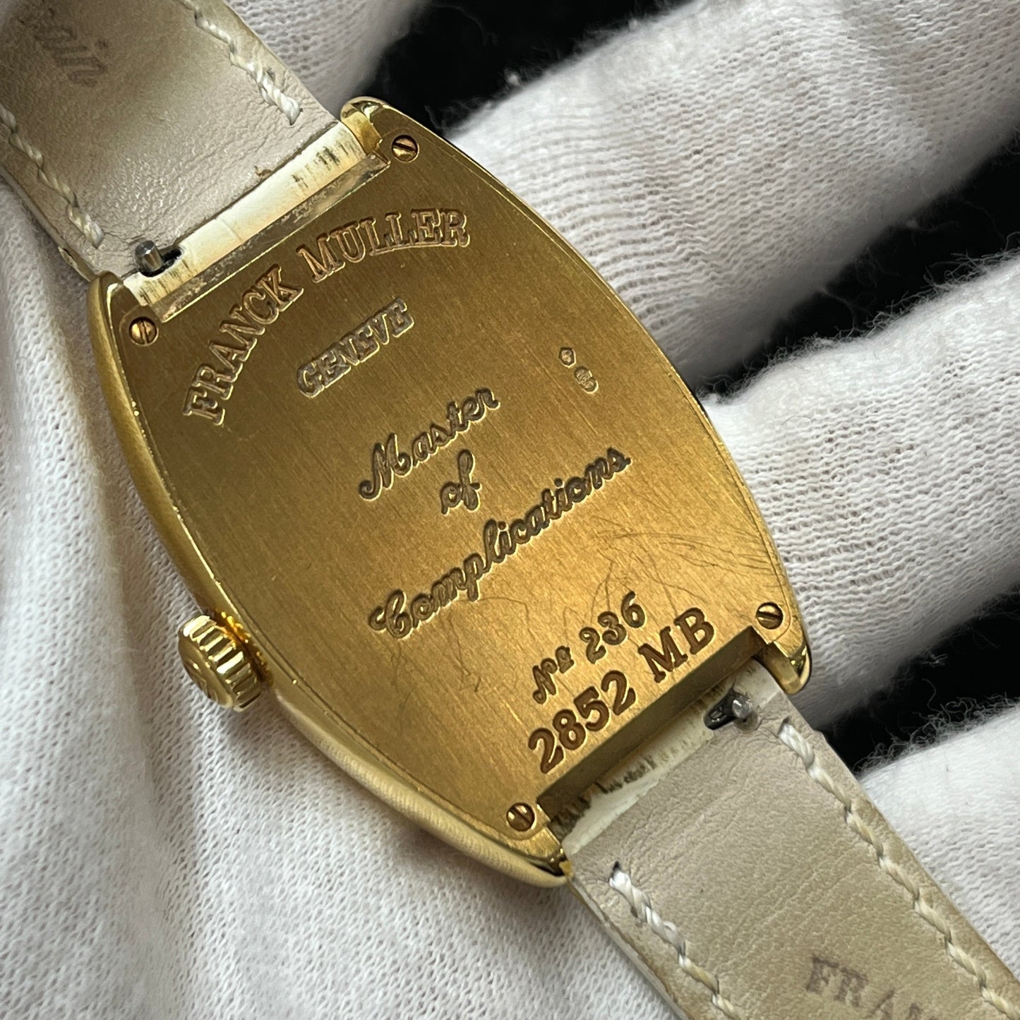 2852MB Tono Curvex Master Banker 2F-M01-00111