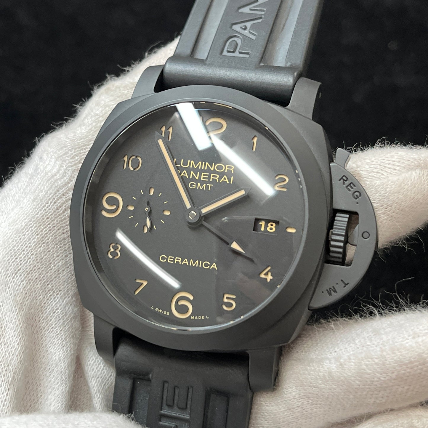 PAM00441 Luminor 1950 3 days GMT 2PAN33-00073