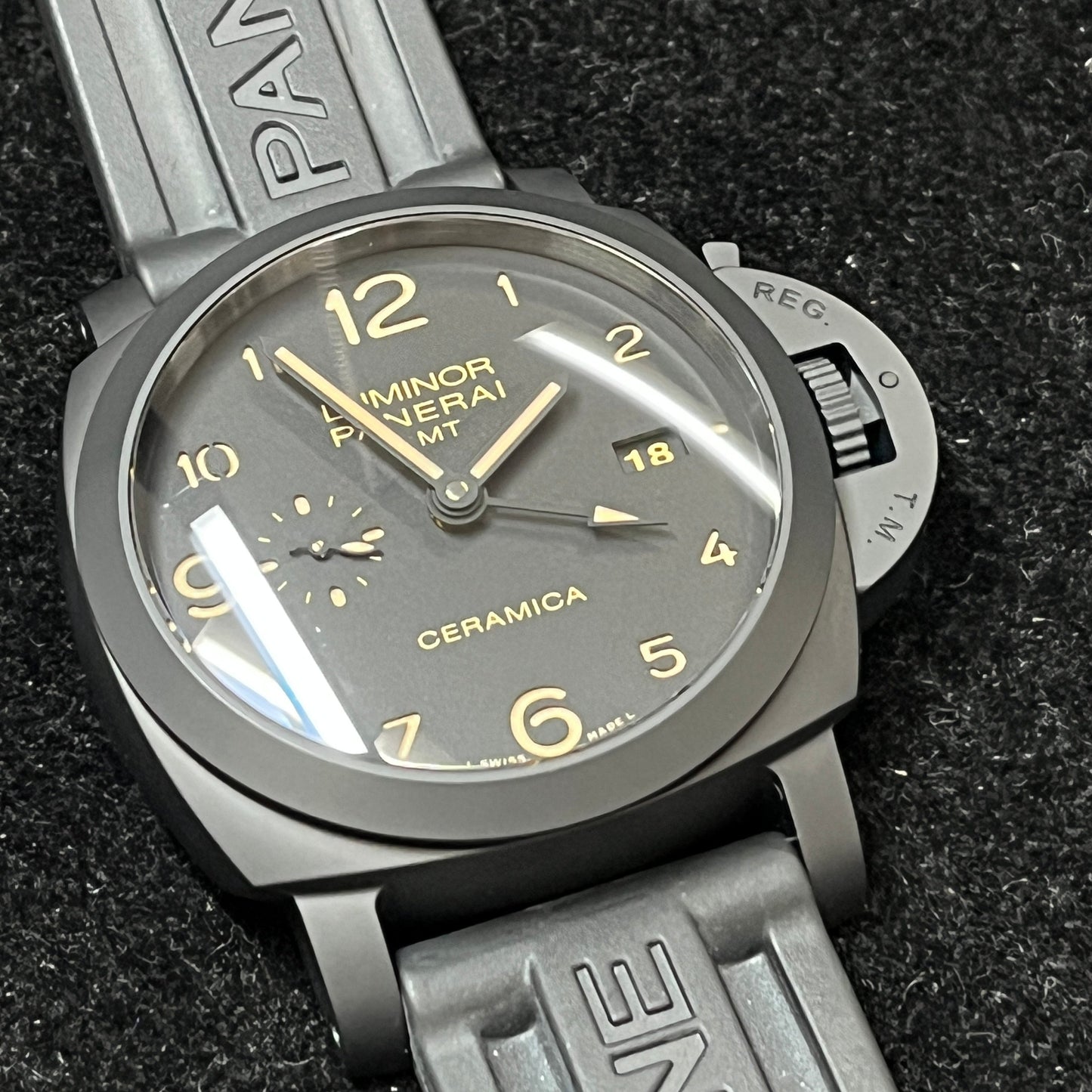 PAM00441 Luminor 1950 3 days GMT 2PAN33-00073